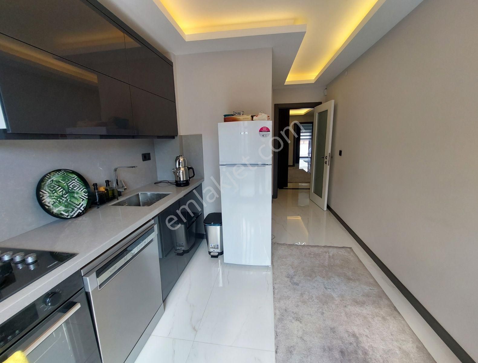 Beşevlerde Full Eşyalı Ultra Lüks 5+2 Daire - Görsel 33