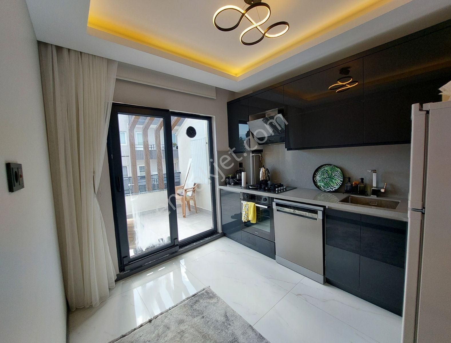 Beşevlerde Full Eşyalı Ultra Lüks 5+2 Daire - Görsel 8