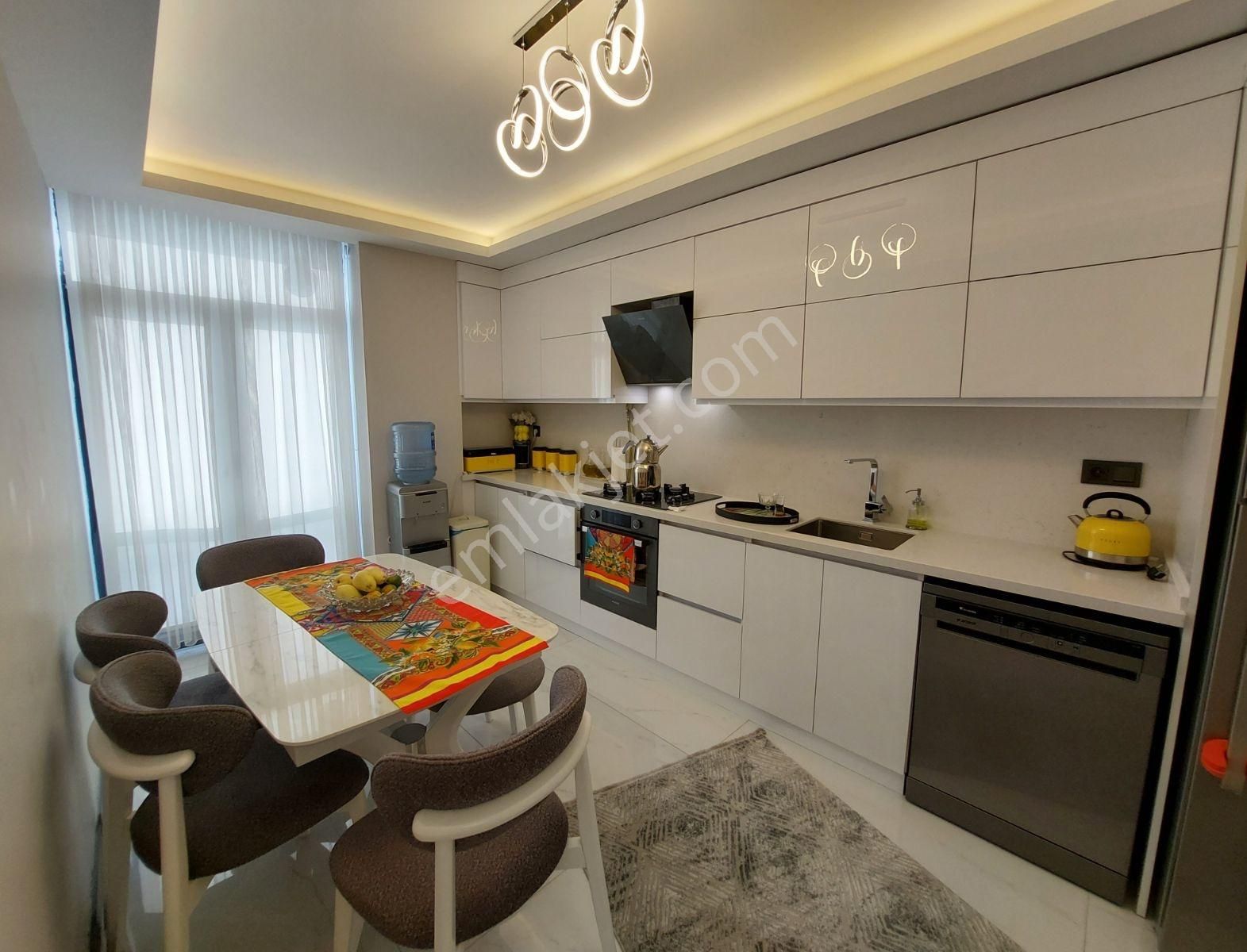 Beşevlerde Full Eşyalı Ultra Lüks 5+2 Daire - Görsel 4