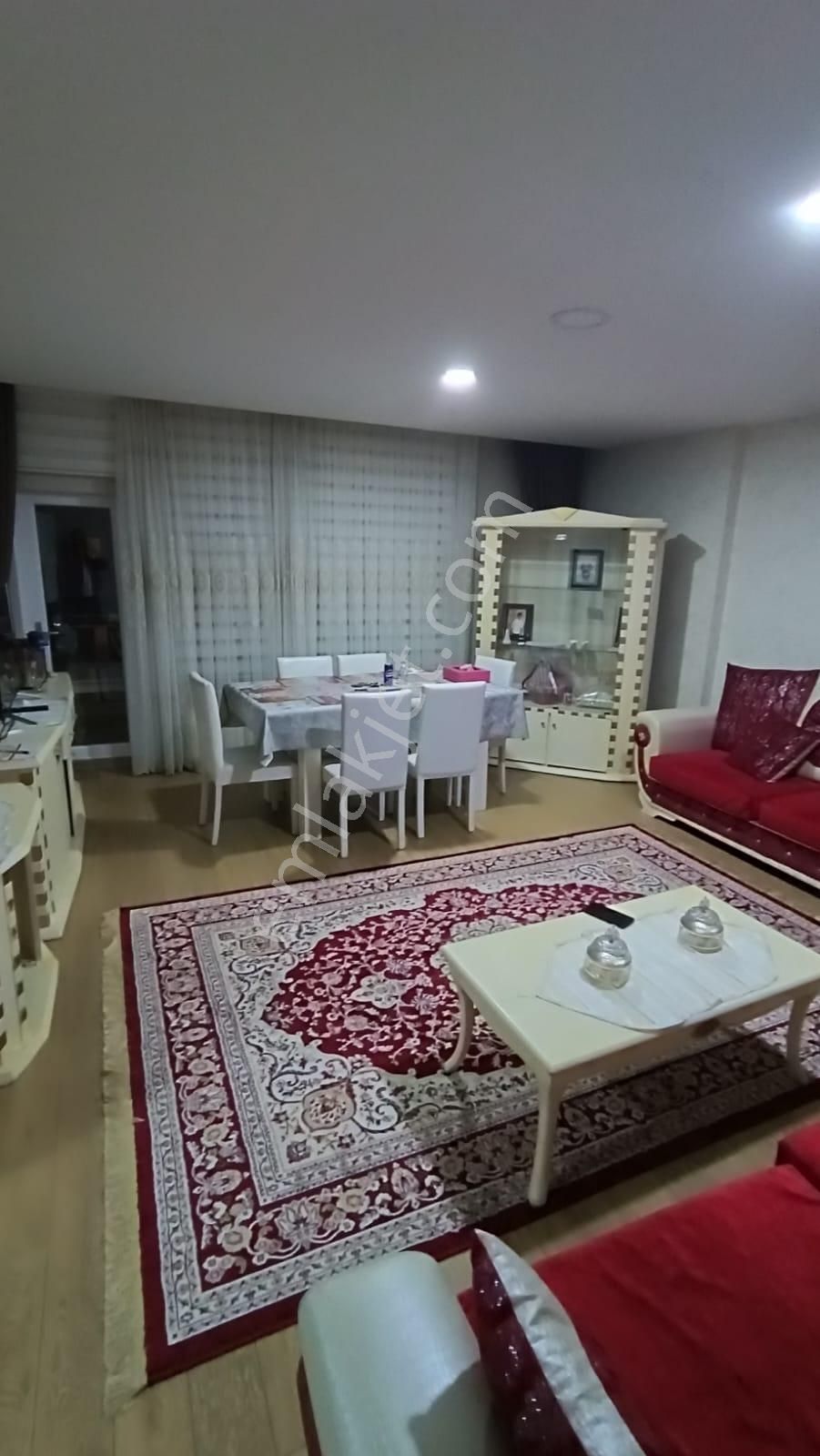 Bosna Hersek Mh Bakyapı Sitesinde 3+1 Satılık Geniş Daire - Görsel 2