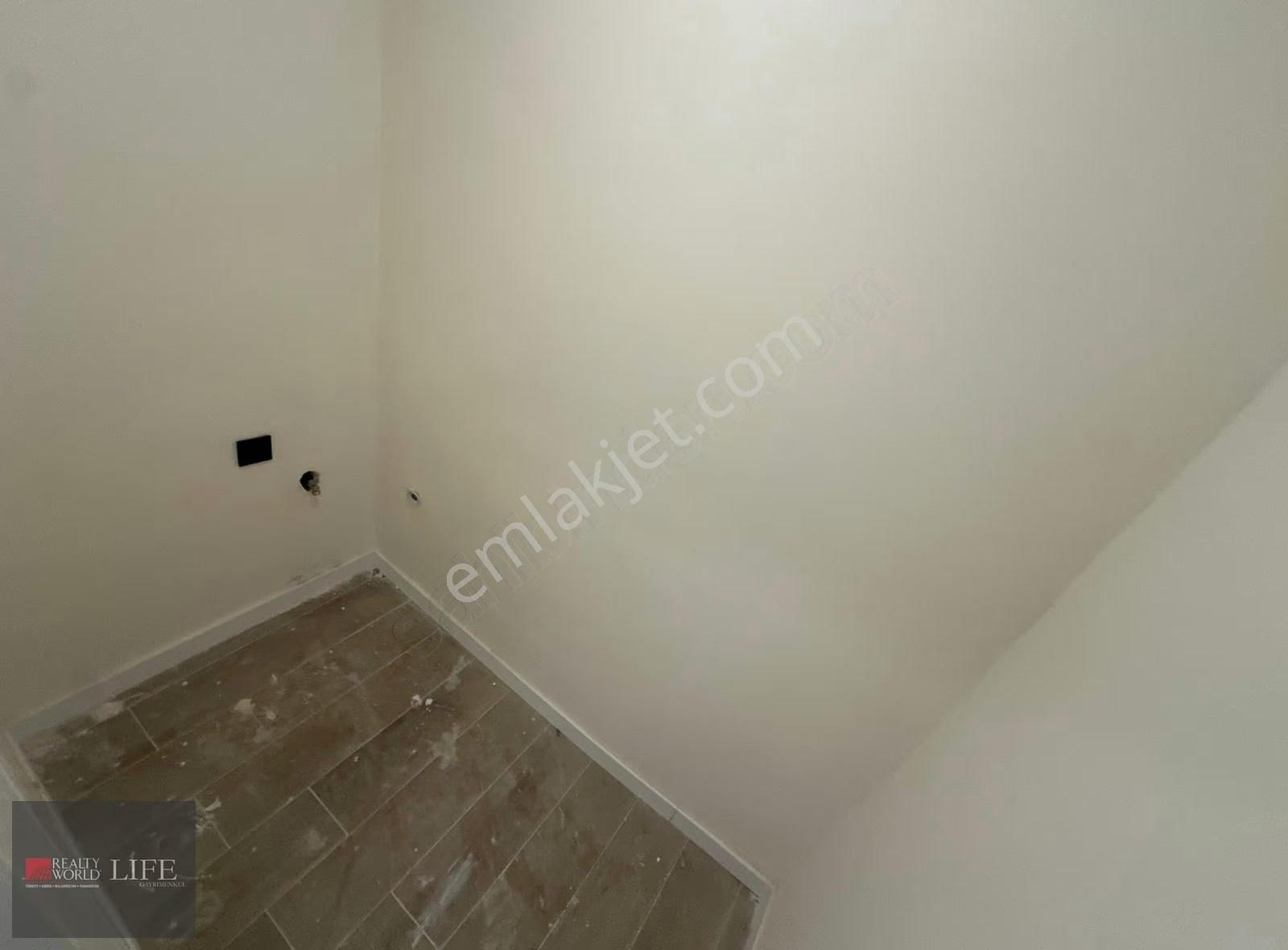 Rwlıfe// Sümer Mahallesi Kızılyer Mevkinde Satılık 4+1 Daire - Görsel 19