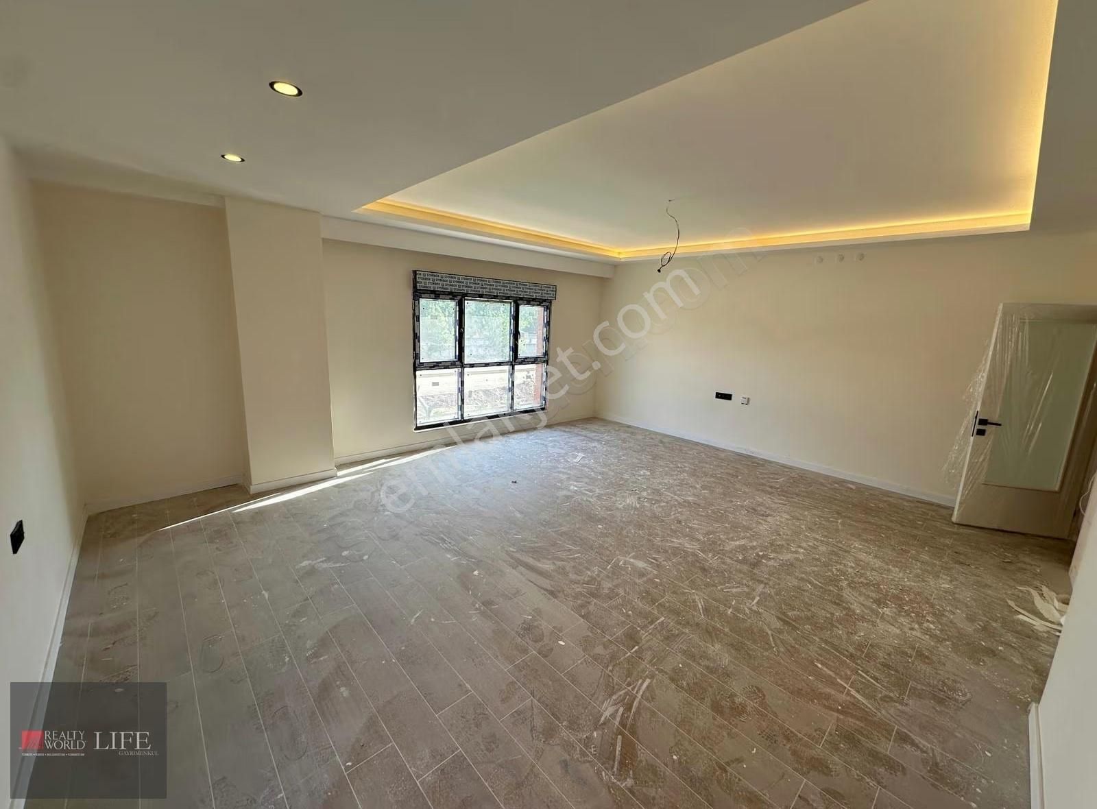 Rwlıfe// Sümer Mahallesi Kızılyer Mevkinde Satılık 4+1 Daire - Görsel 32