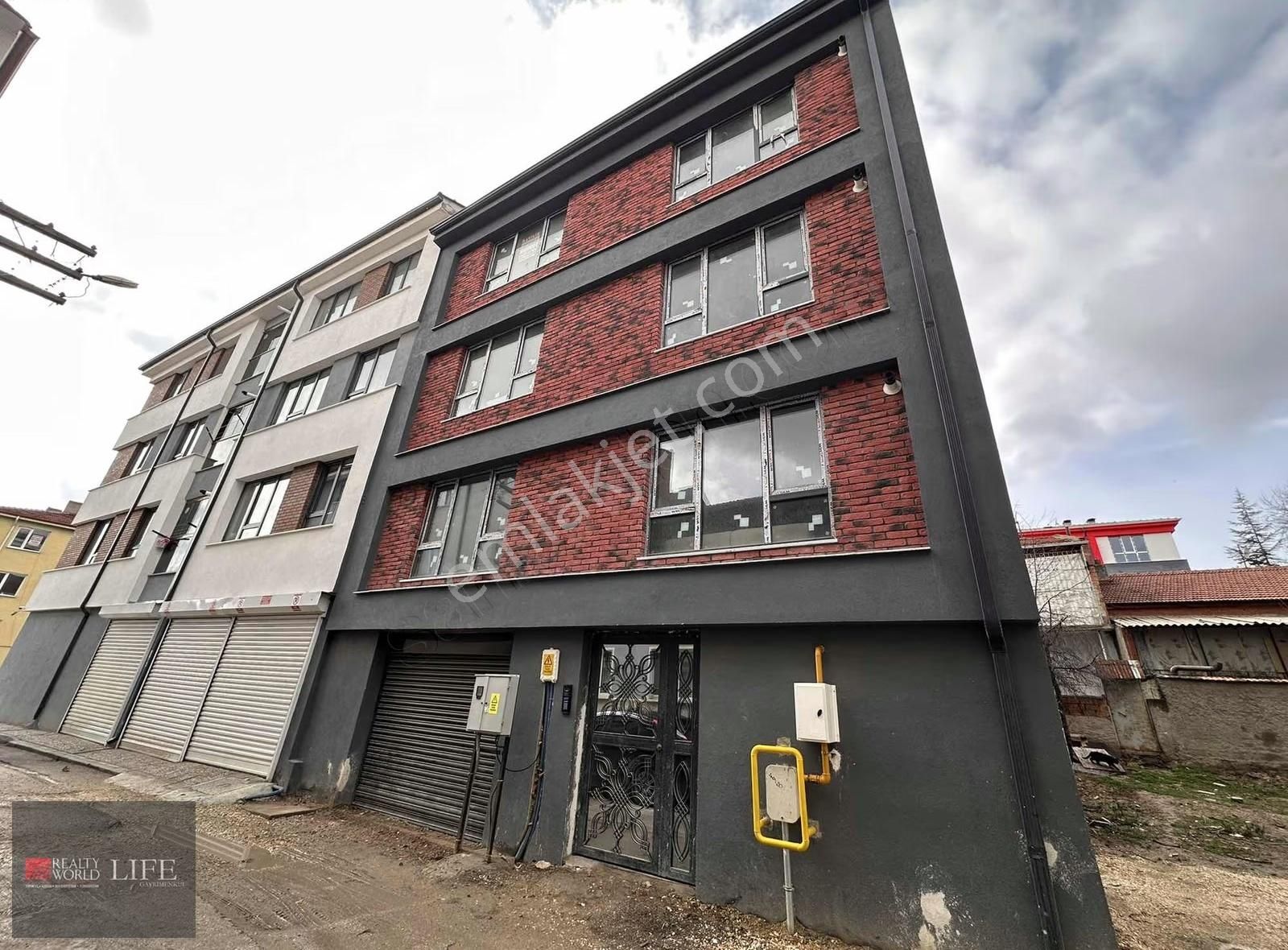 Rw Lıfe // Şirintepe Mahallesi Anadolu Üniversine 15 Dk 1+1 - Görsel 5