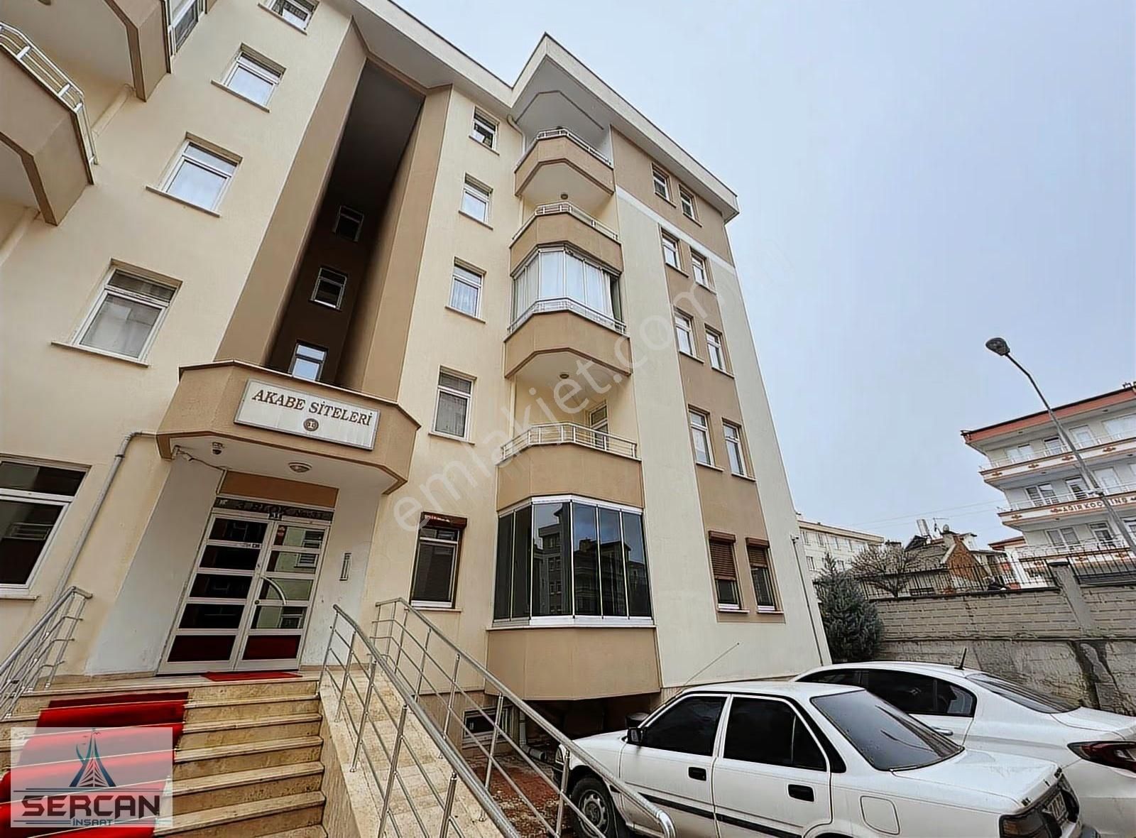 Akabe Siteleri Panjurlu Cambalkonlu 2+1 Bakımlı Daire - Görsel 18