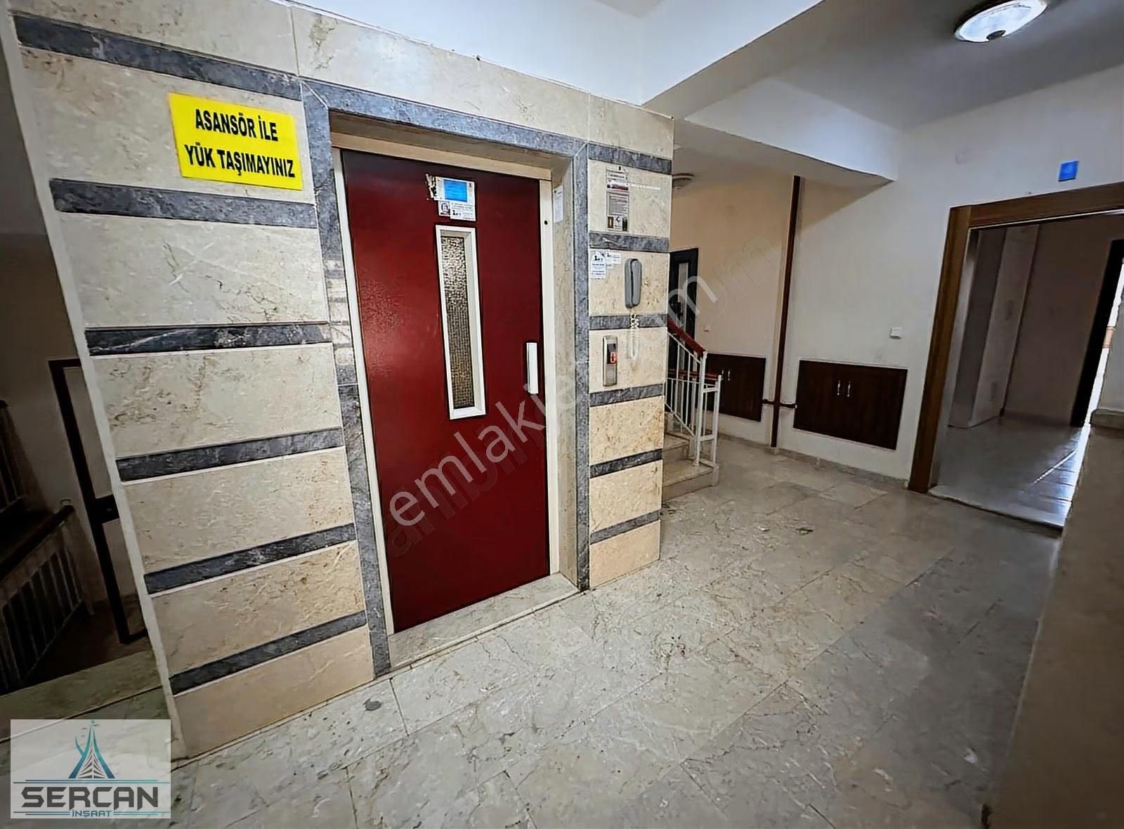 Akabe Siteleri Panjurlu Cambalkonlu 2+1 Bakımlı Daire - Görsel 8