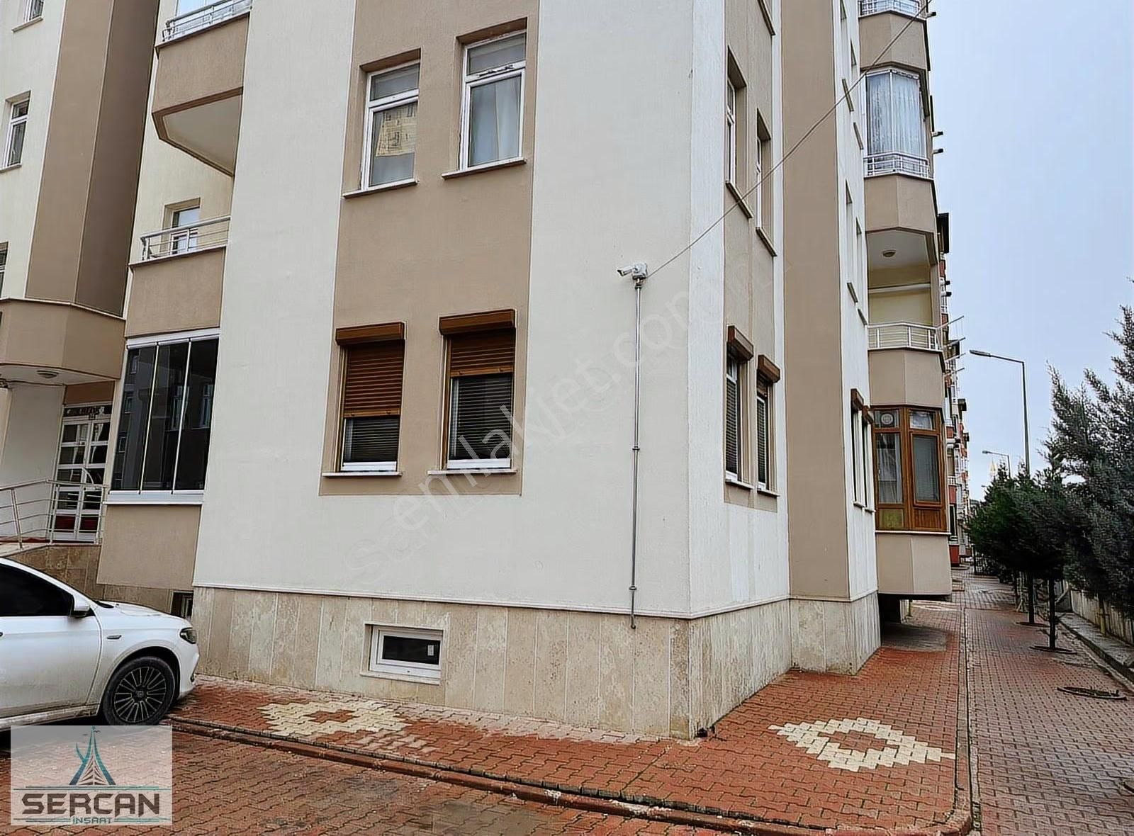 Akabe Siteleri Panjurlu Cambalkonlu 2+1 Bakımlı Daire - Görsel 27