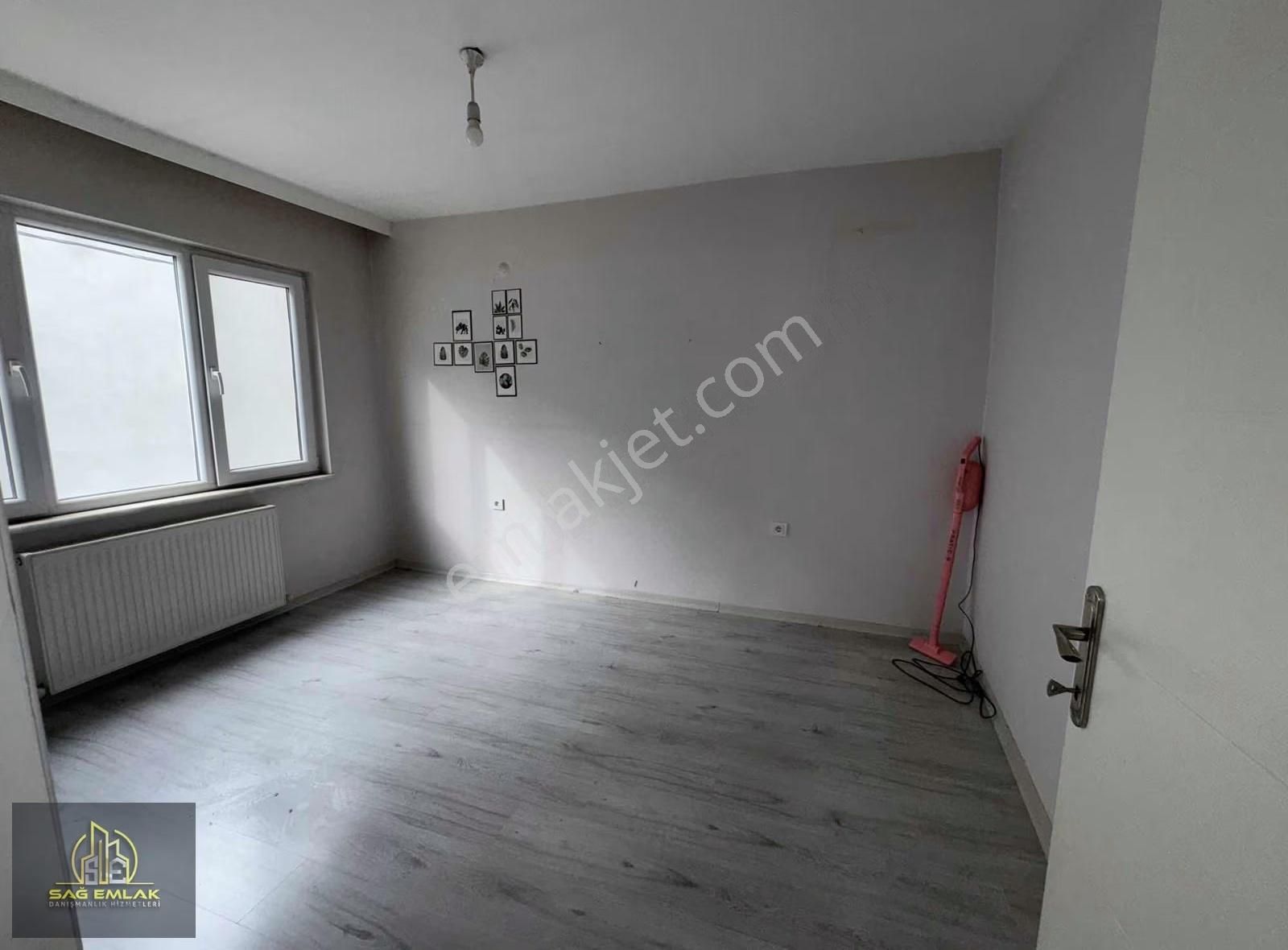 Hamitlerde Kiralık Daire 2+1 Ara Kat - Görsel 3