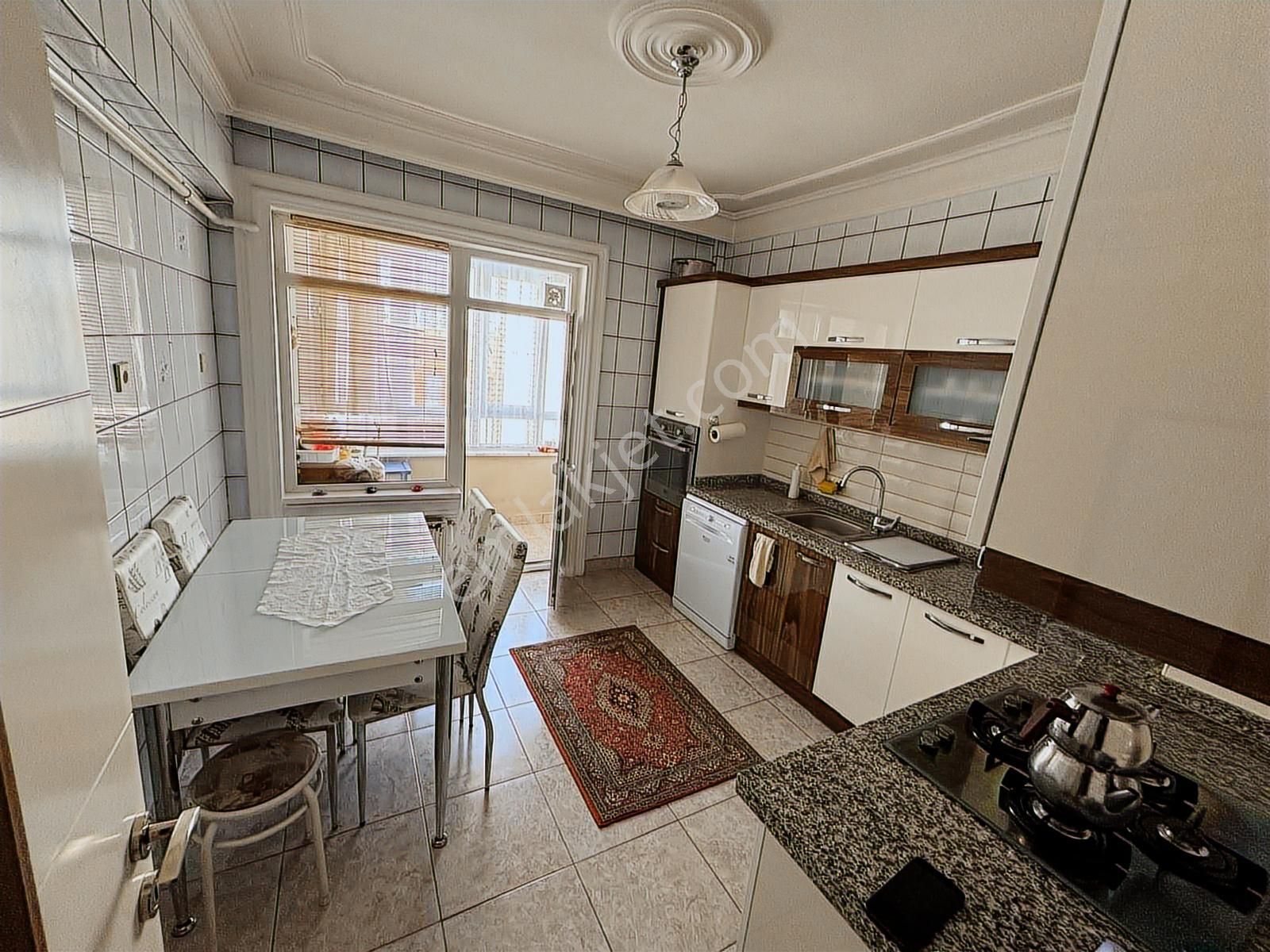 Sahabiye Mahallesinde Mükemmel Konumda Satılık 4+1 Daire - Görsel 11