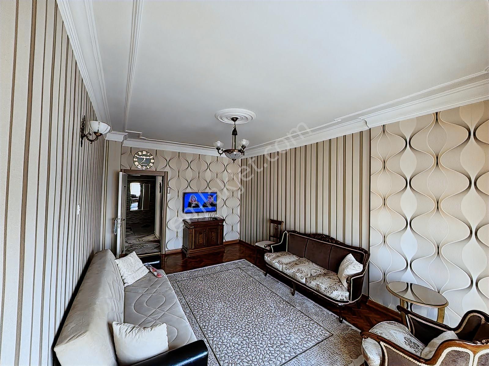 Sahabiye Mahallesinde Mükemmel Konumda Satılık 4+1 Daire - Görsel 2