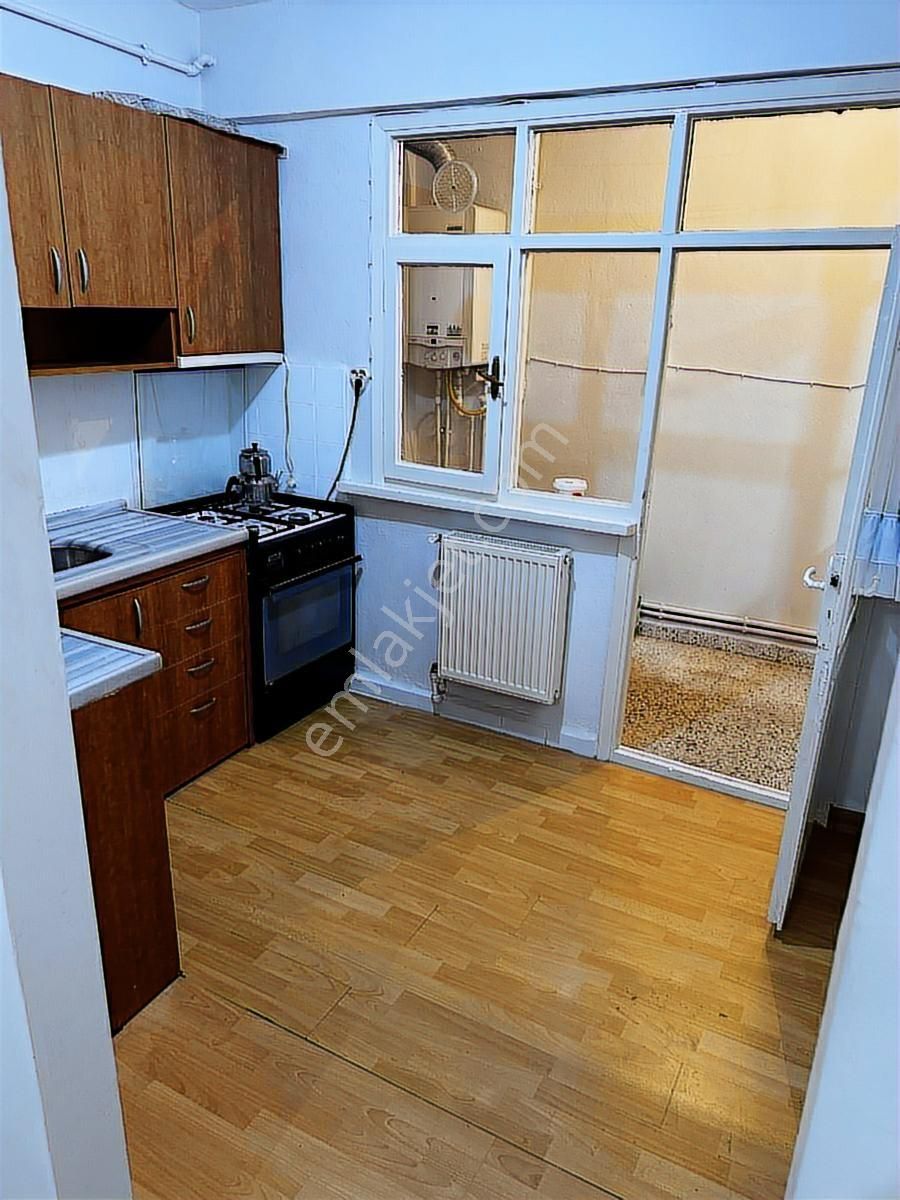 Cevatpaşa'nın En İyi Lokasyonu Kiralık Daire - Görsel 5
