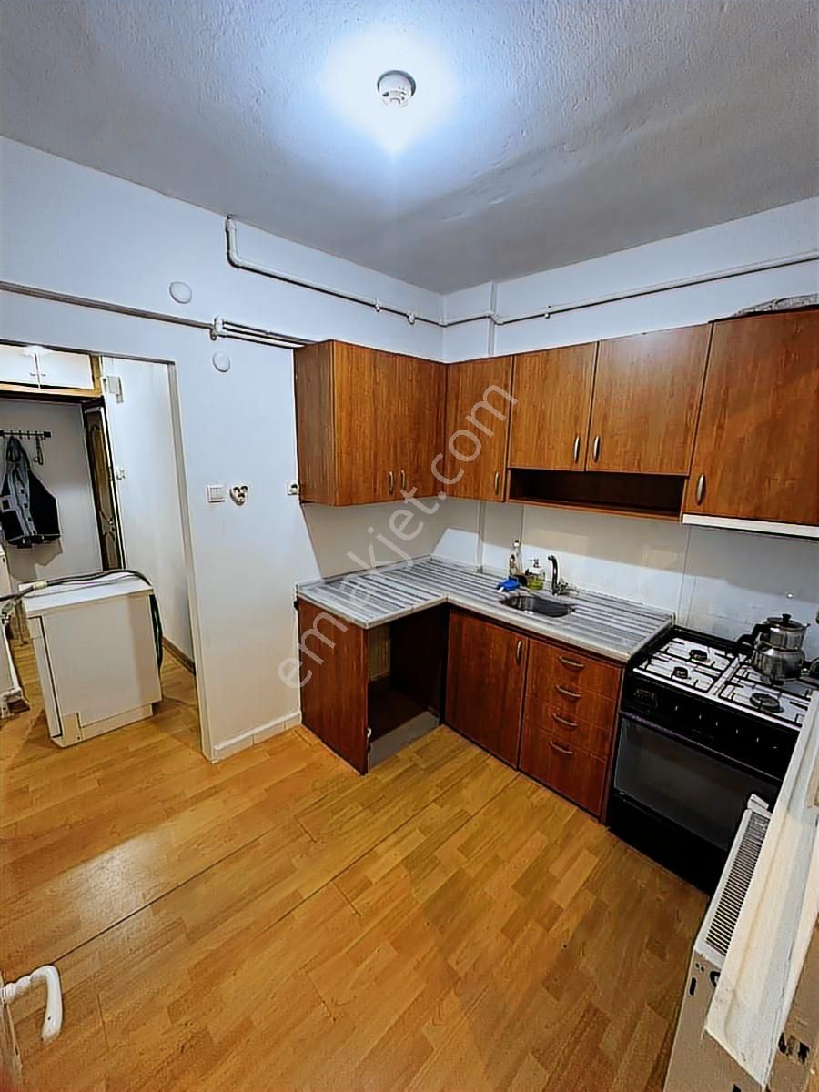 Cevatpaşa'nın En İyi Lokasyonu Kiralık Daire - Görsel 4