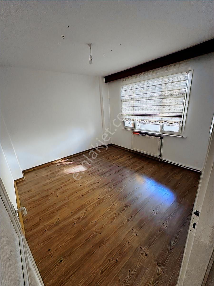 Cevatpaşa'nın En İyi Lokasyonu Kiralık Daire - Görsel 6