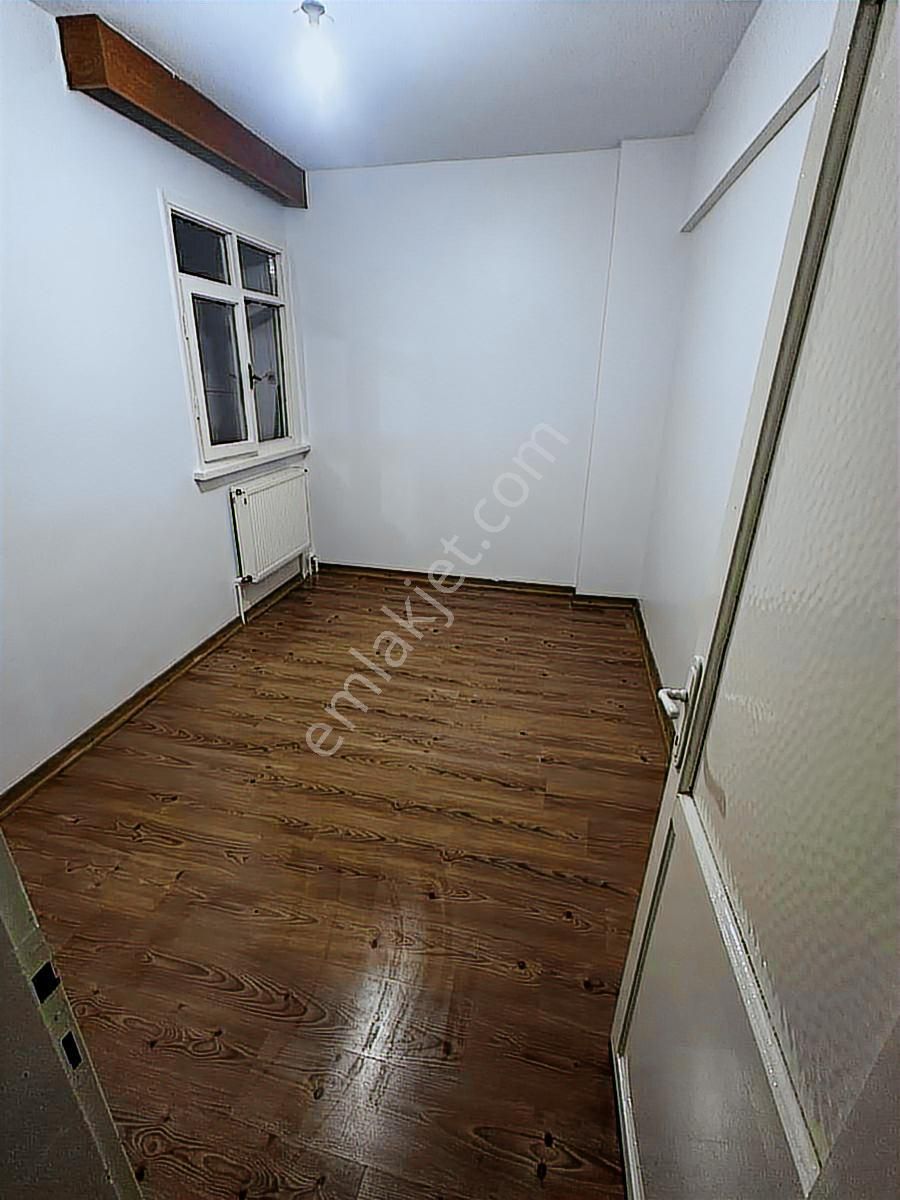 Cevatpaşa'nın En İyi Lokasyonu Kiralık Daire - Görsel 8