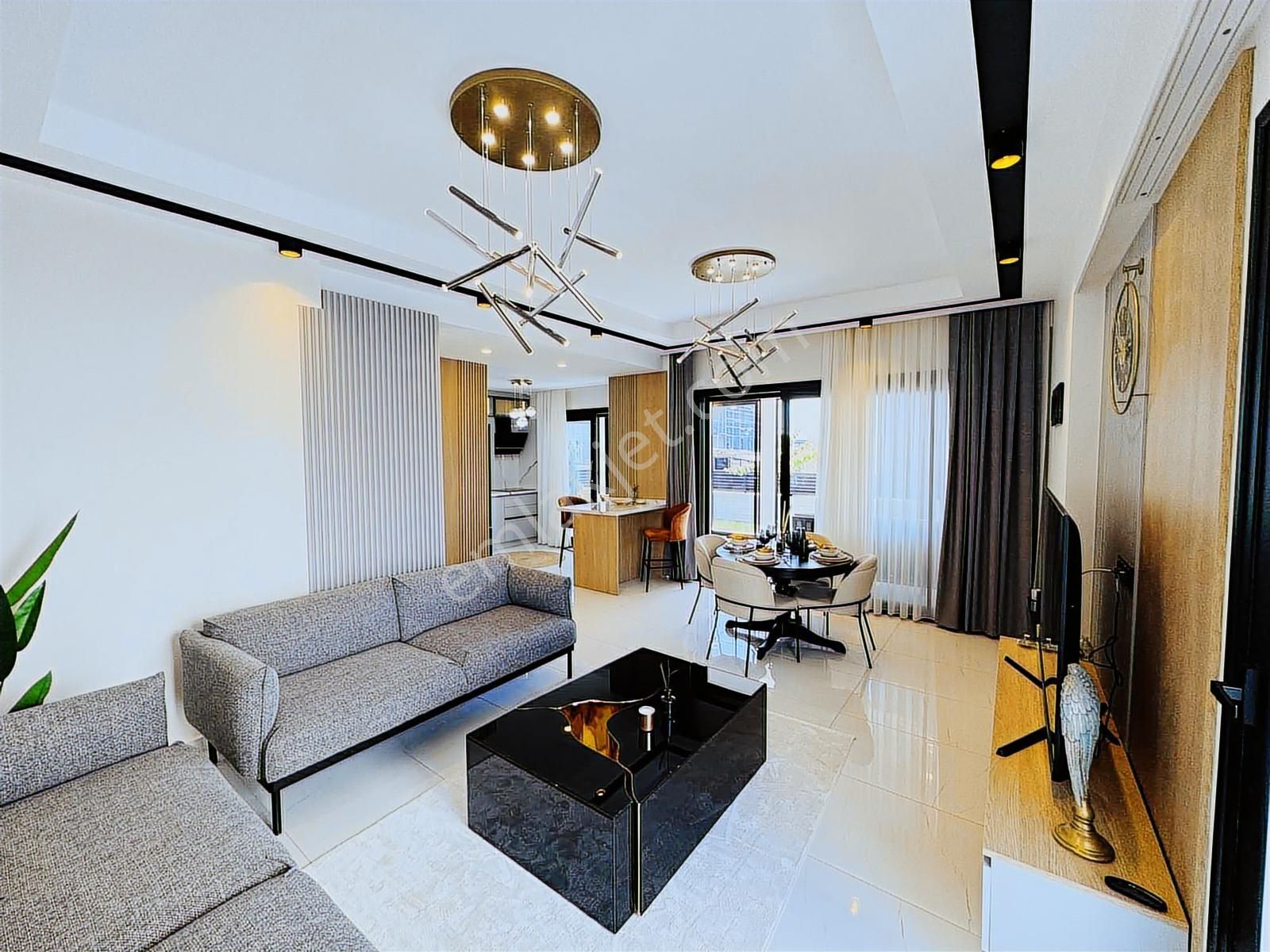 Kuşadası Davutlar'da Şömineli Müstakil Havuzlu 3+1 Sıfır Villa - Görsel 5