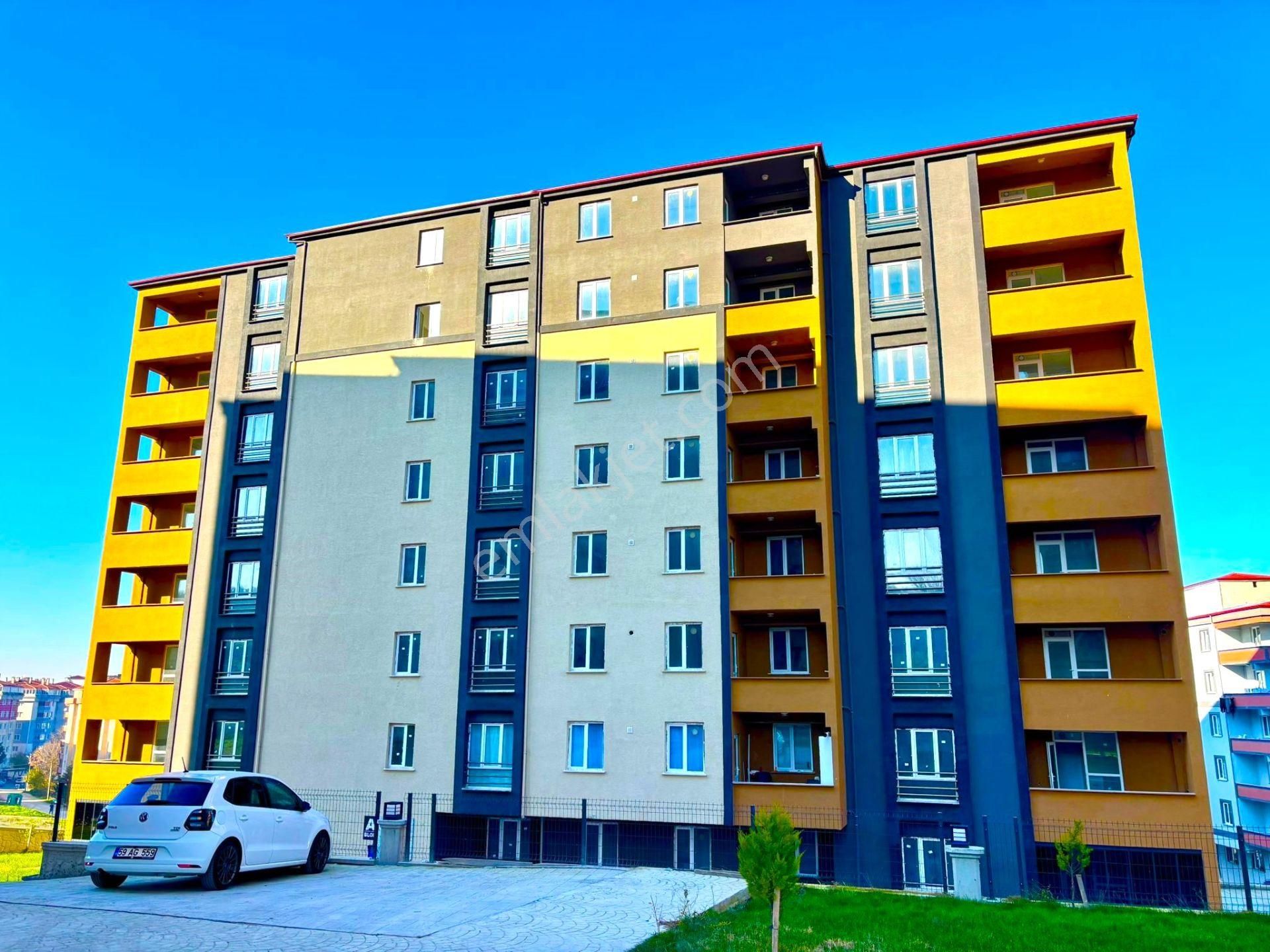 **eryıldız İnşa'tan**2.49 Faizle Sınırsız Kredi İmkanı**butik Site İçinde 145m2 Ultra Lüx 3+1 - Görsel 2