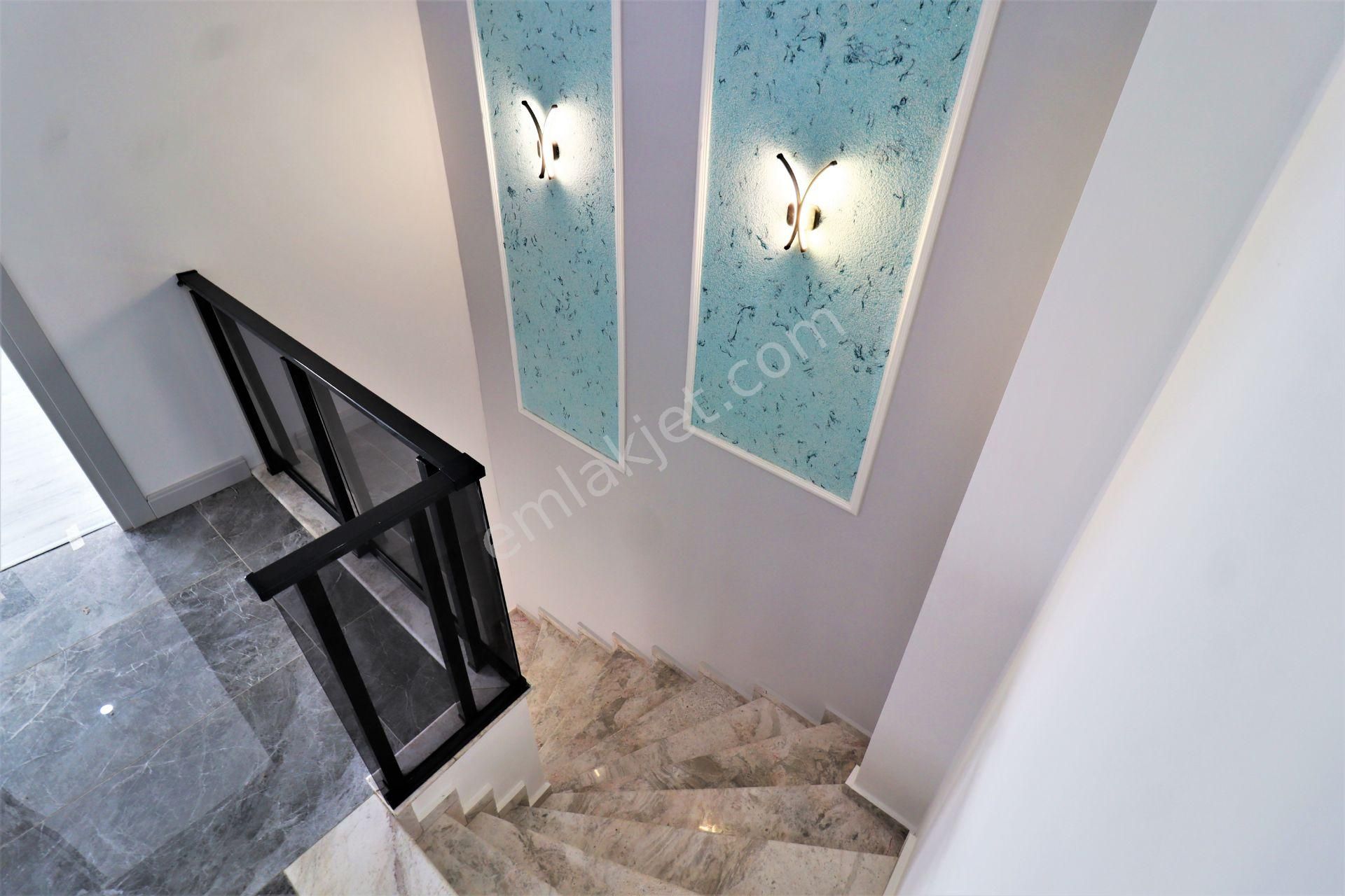 🏡aygül'den Altınoluk'ta Sıfır Deniz Ve Kazdağları Manzaralı Bahçeli Lüx Tasarım 3+1 Satılık Villa🌳 - Görsel 24