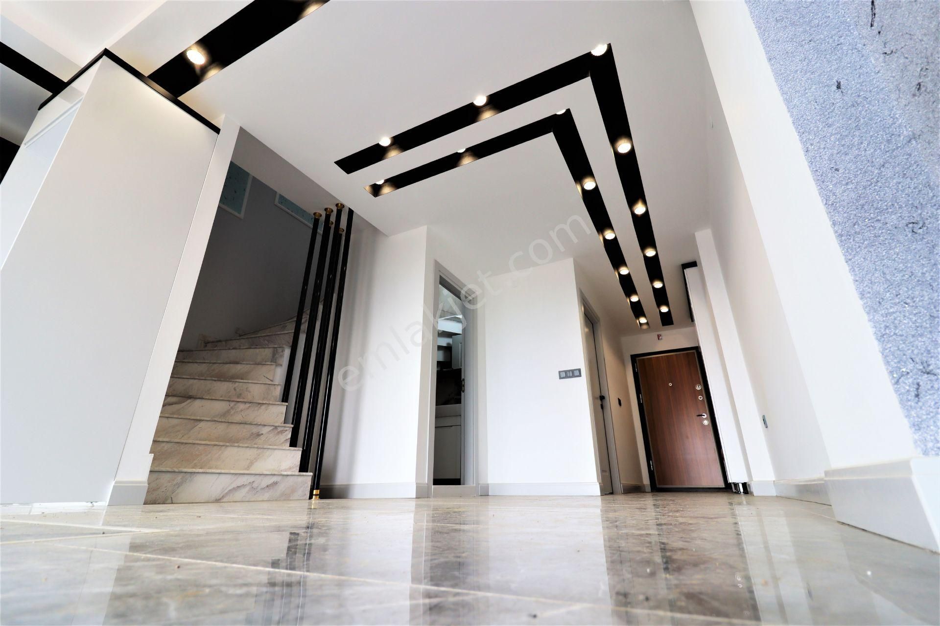 🏡aygül'den Altınoluk'ta Sıfır Deniz Ve Kazdağları Manzaralı Bahçeli Lüx Tasarım 3+1 Satılık Villa🌳 - Görsel 4