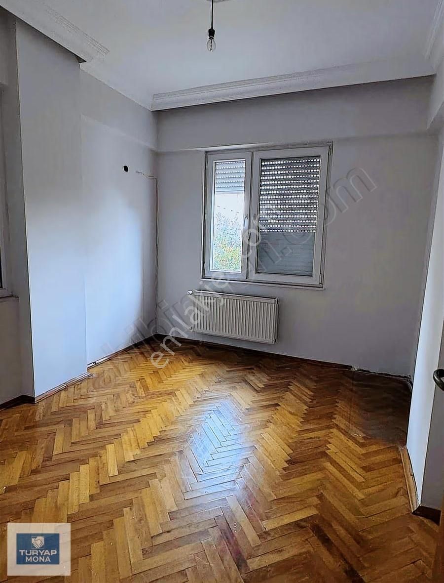 Yeşılbahçe Mahallesi'nde Geniş 3+1 Yeni Boyalı Daire - Görsel 14