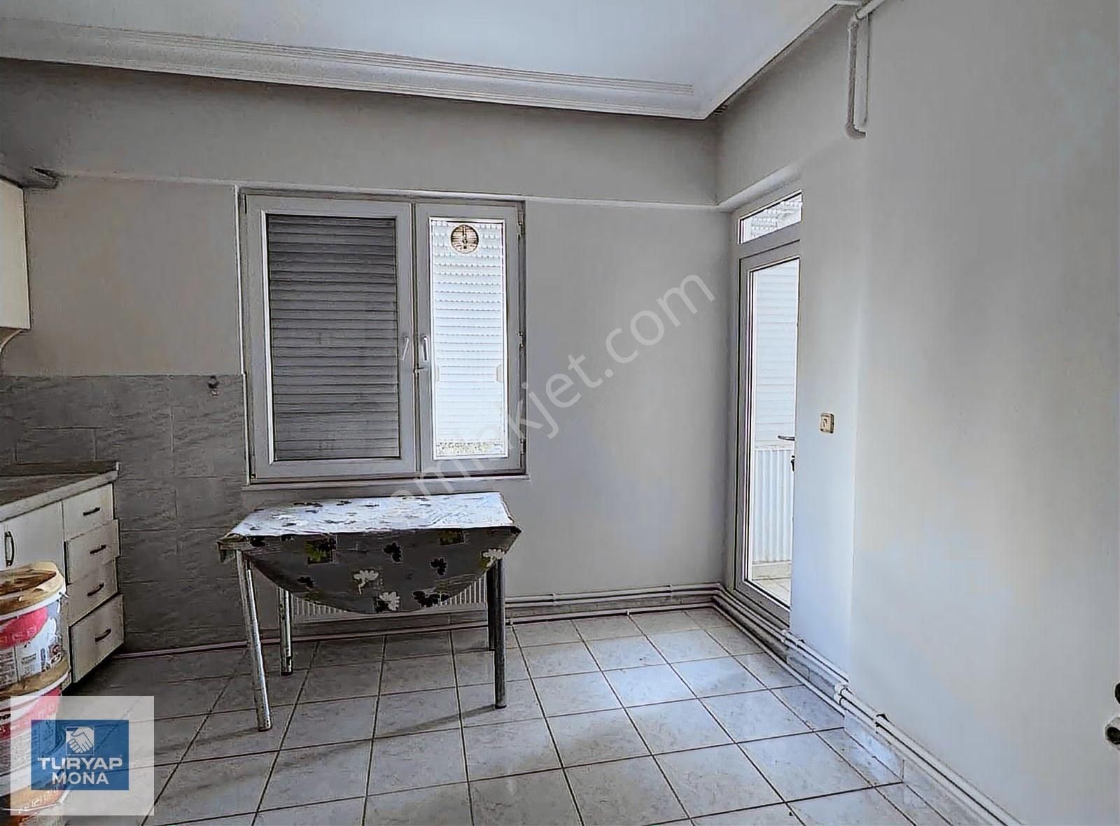 Yeşılbahçe Mahallesi'nde Geniş 3+1 Yeni Boyalı Daire - Görsel 17