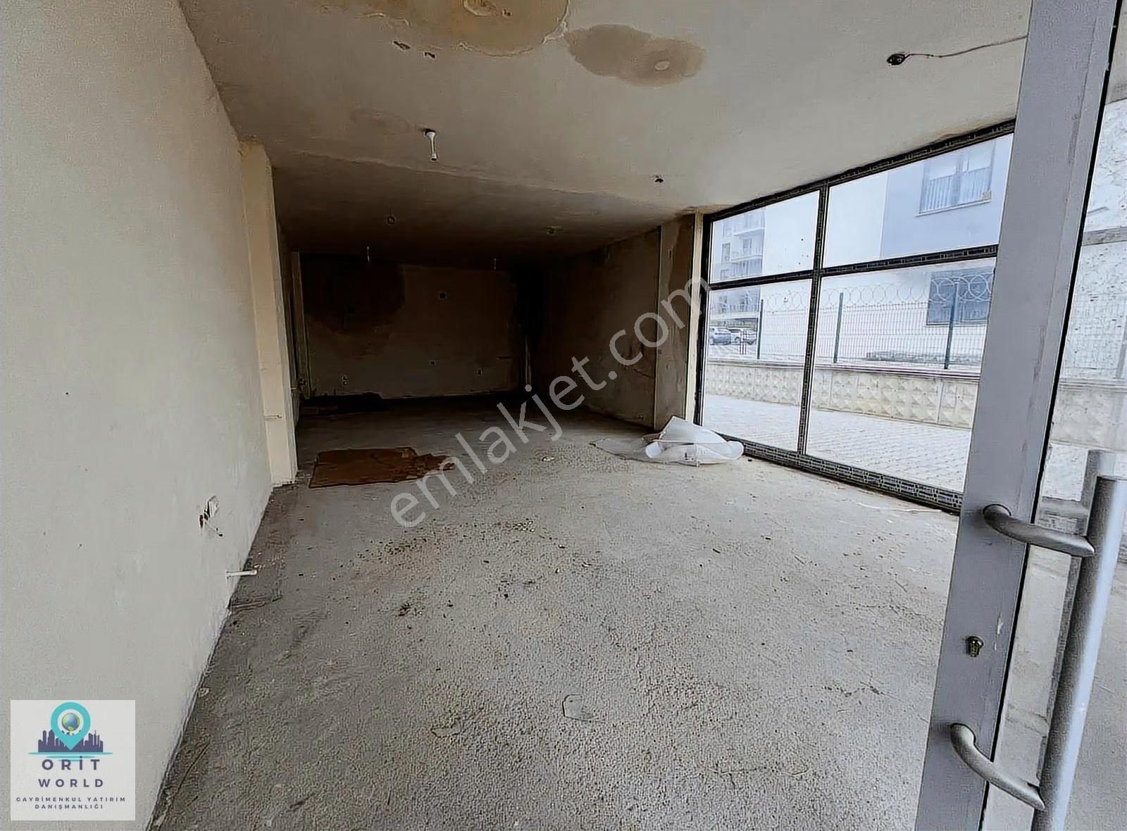 İşlek Caddede Kiralık 5 Bölümden Oluşan Toplam 425m² Dükkan - Görsel 8