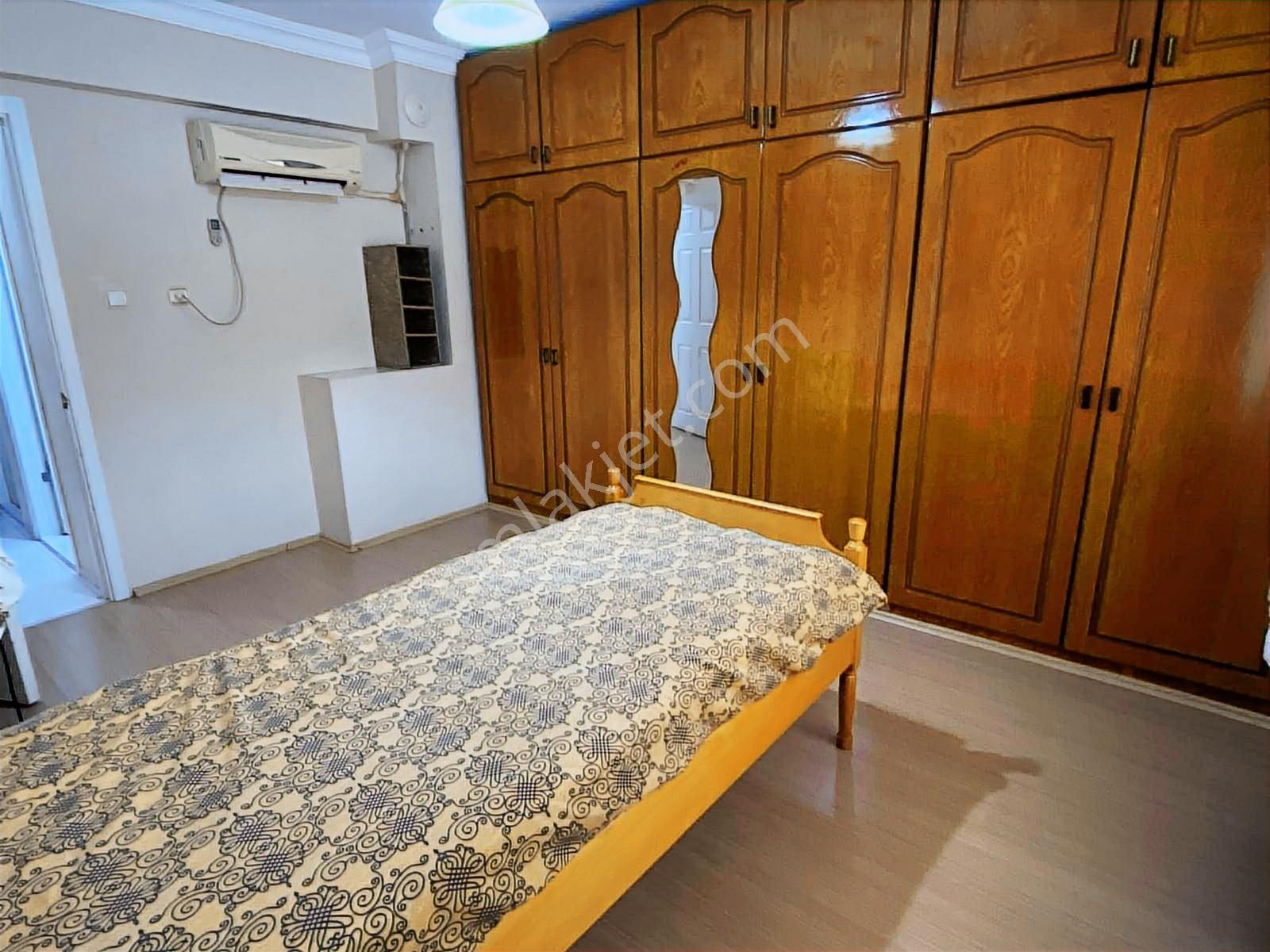 Aliağa Merkezde 3+1 Eşyalı Daire - Görsel 31