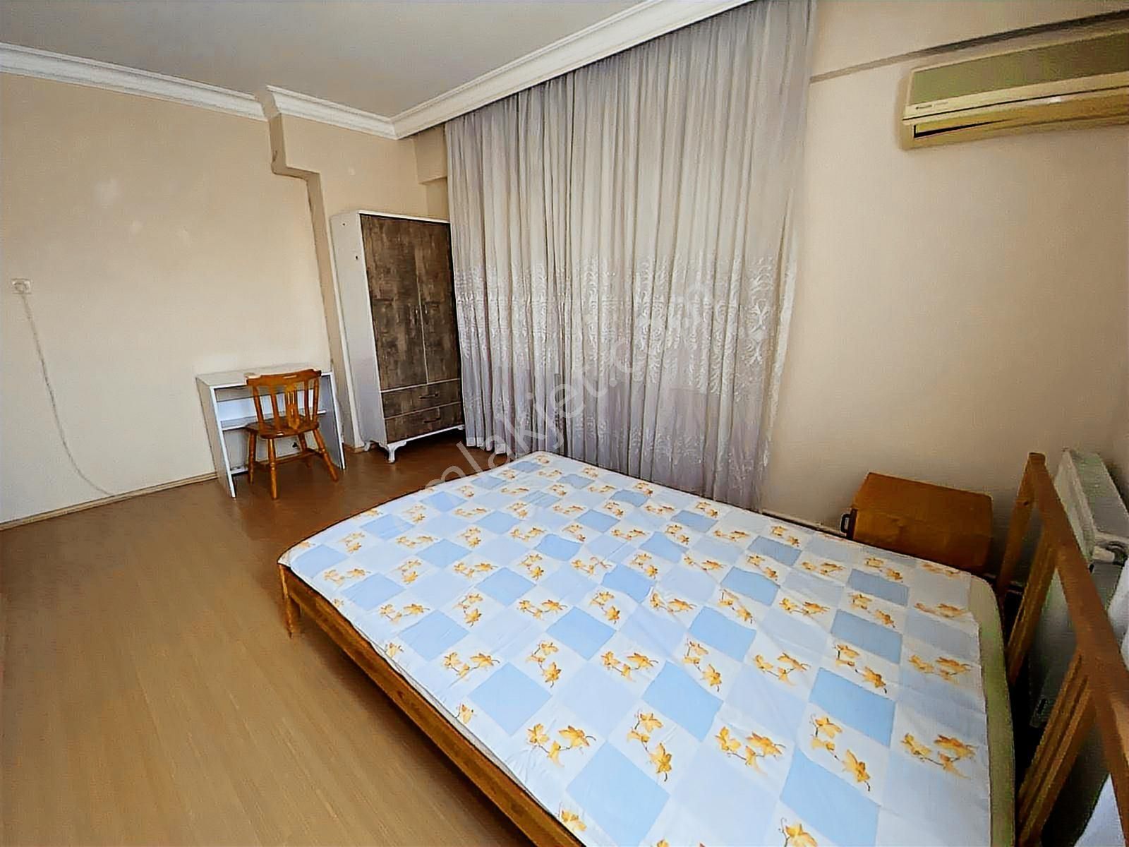 Aliağa Merkezde 3+1 Eşyalı Daire - Görsel 7