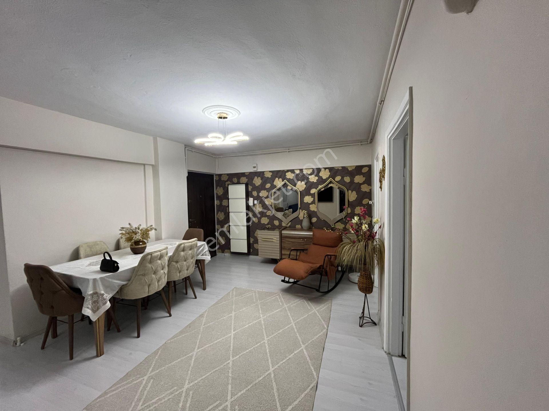 Yalova Merkez Süleymanbey'de Pazar Yanı Kiralık Geniş 3+1 Daire - Görsel 4