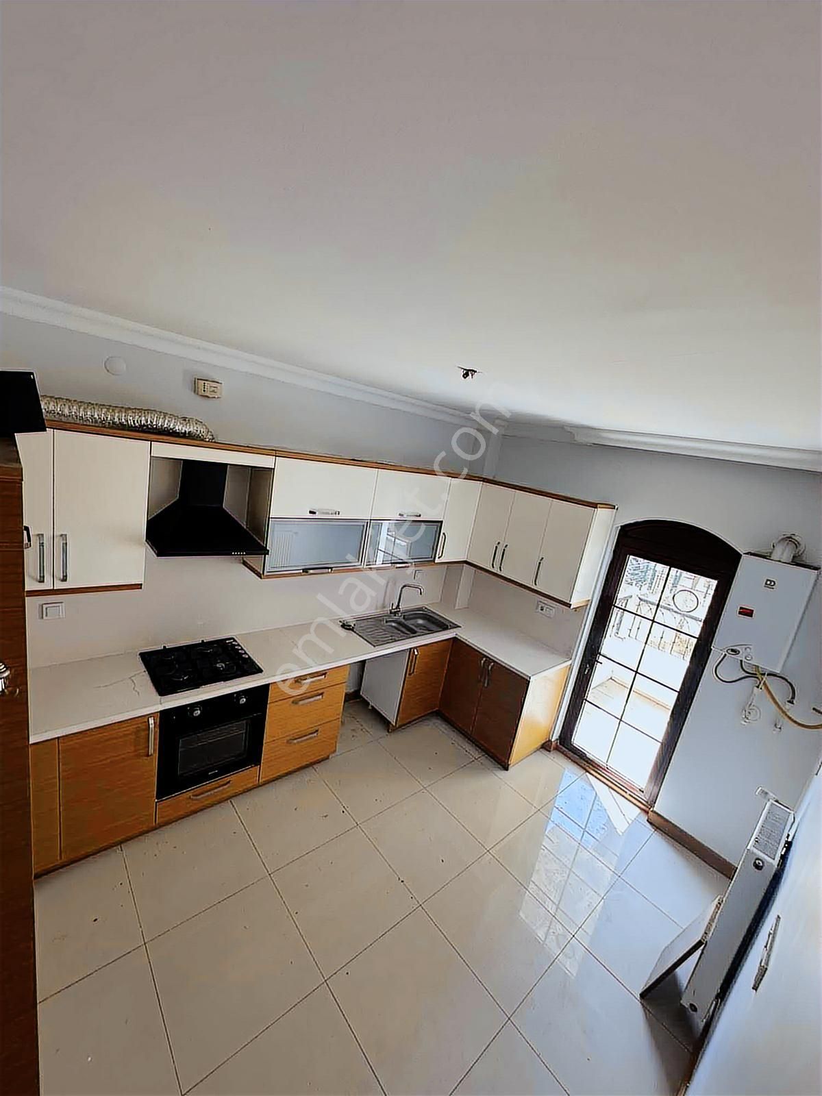 686 Etapta Muhtşem Lokasyon !!! - Görsel 3