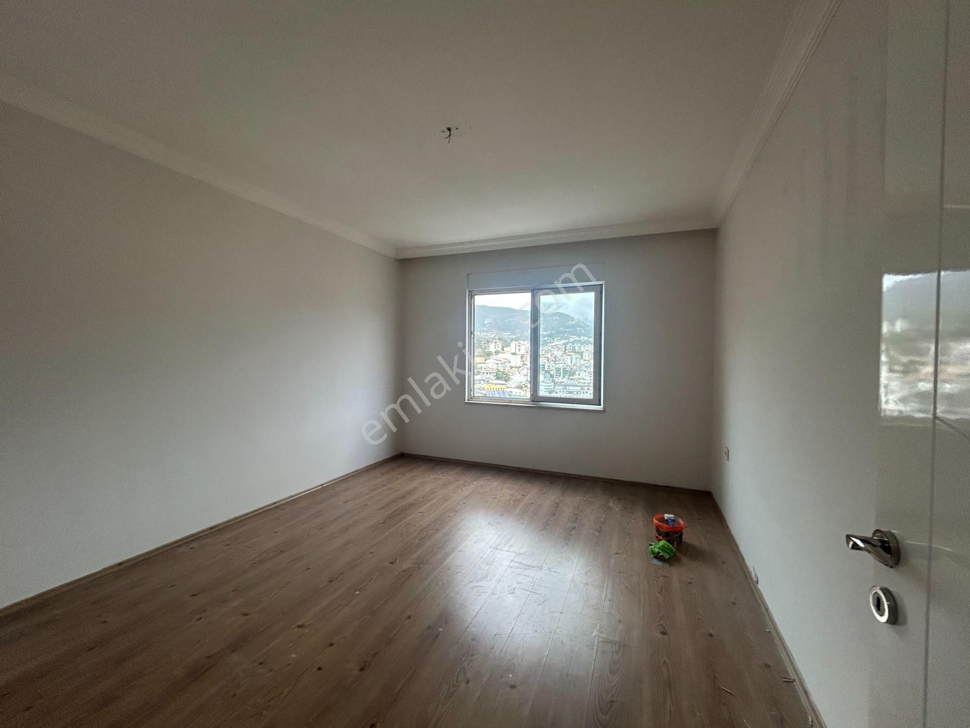 Alanya Çıplaklı'da Kiralık Site İçerisinde 3+1 Boş Daire - Görsel 13