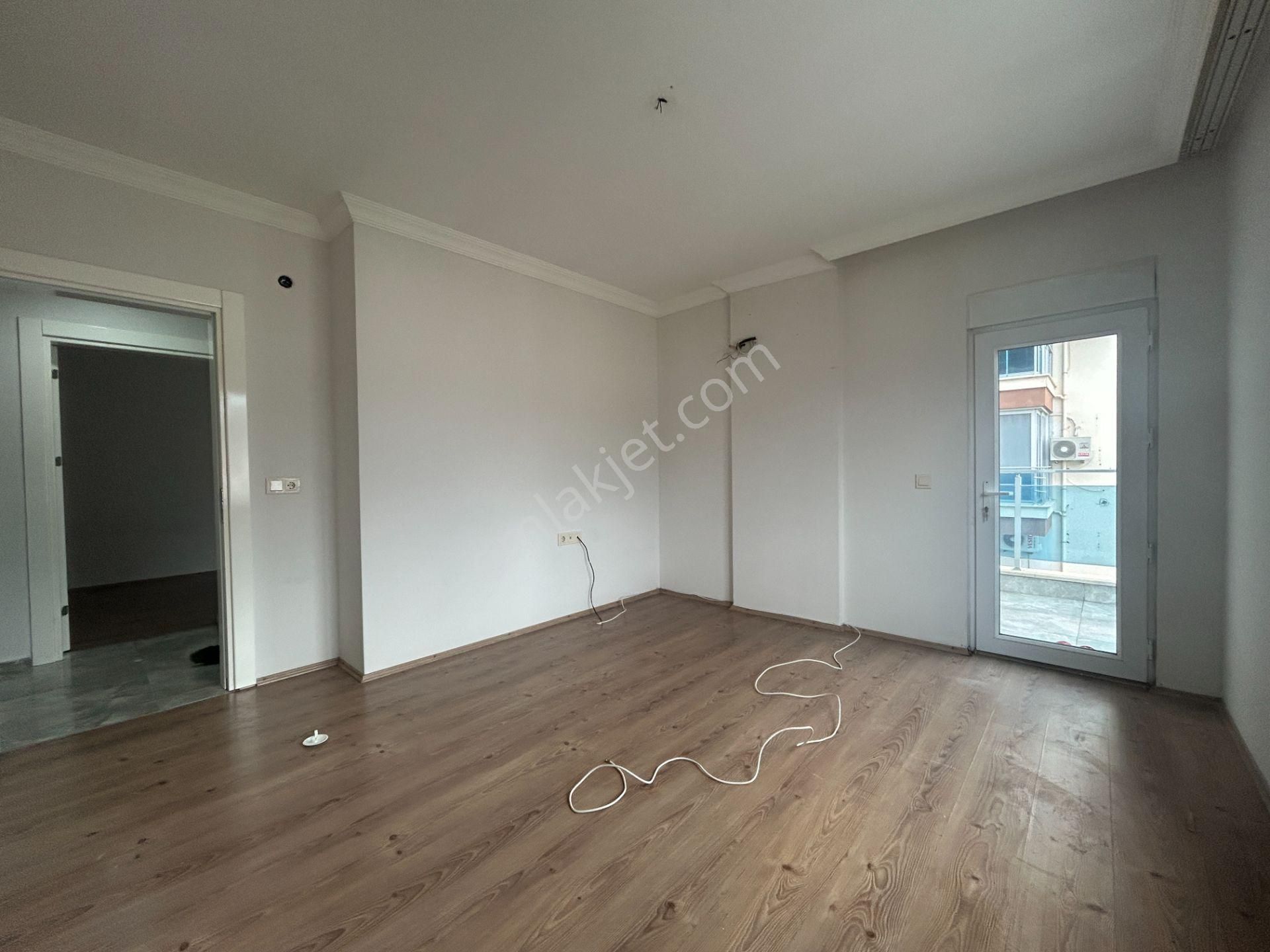 Alanya Çıplaklı'da Kiralık Site İçerisinde 3+1 Boş Daire - Görsel 17