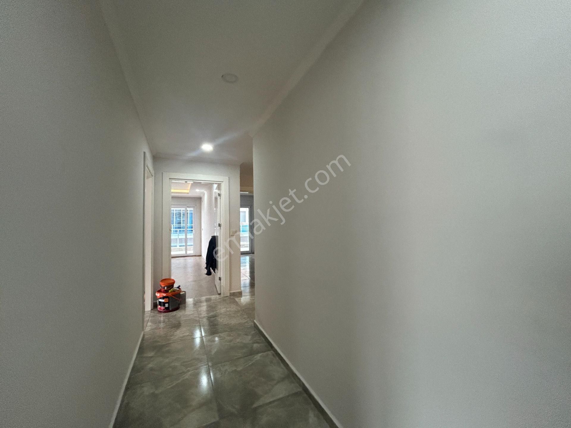 Alanya Çıplaklı'da Kiralık Site İçerisinde 3+1 Boş Daire - Görsel 16