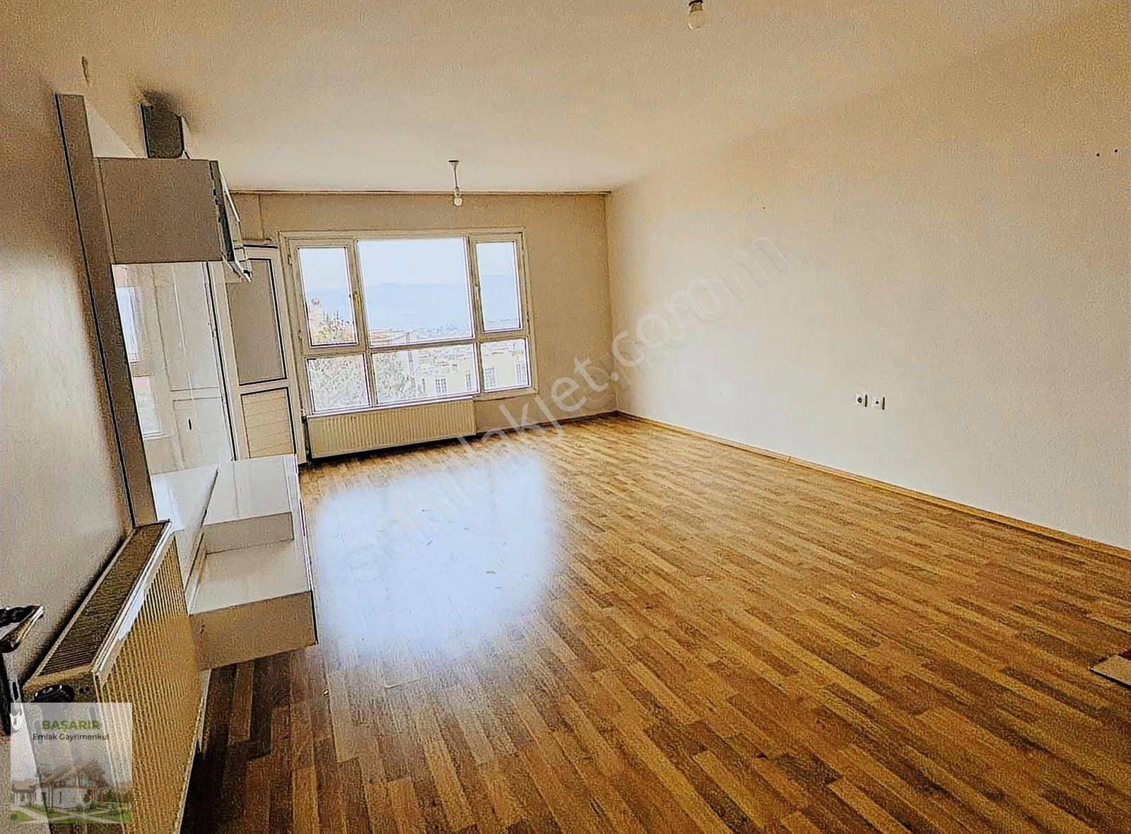 Narlıdere Arı Sitesinde Deniz Manzaralı 3+1asansörlü Otoparklı.. - Görsel 6