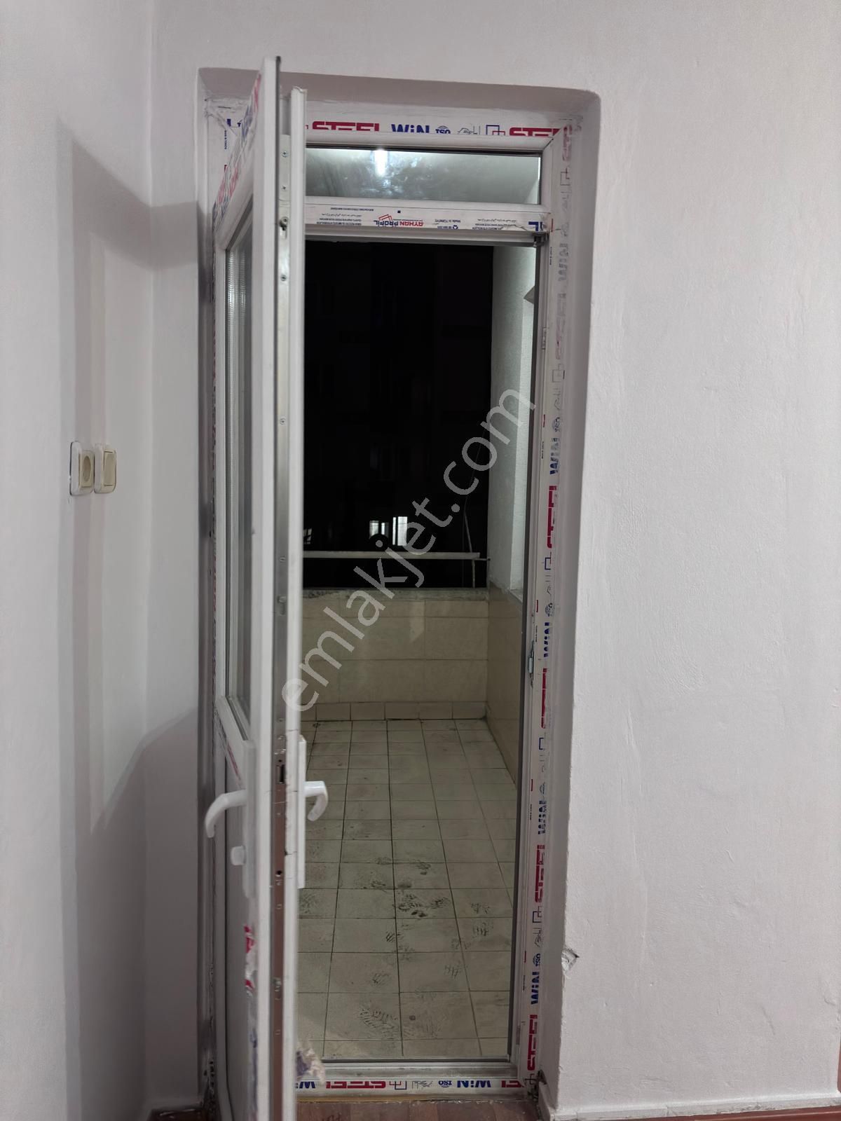 Atakent Sitesi’nde Ferah Ve Kullanışlı 2+1 Daire - Görsel 5