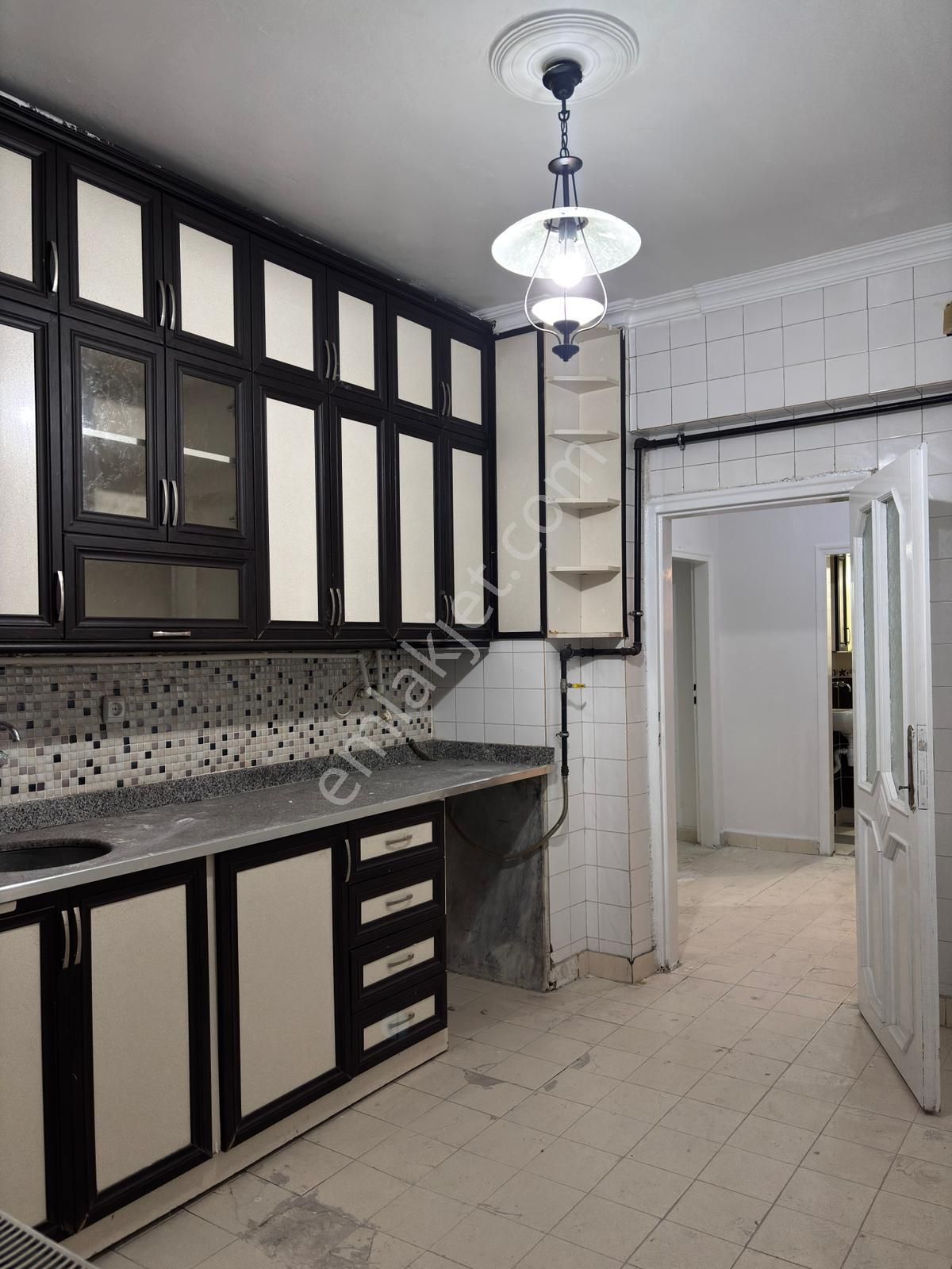 Atakent Sitesi’nde Ferah Ve Kullanışlı 2+1 Daire - Görsel 26