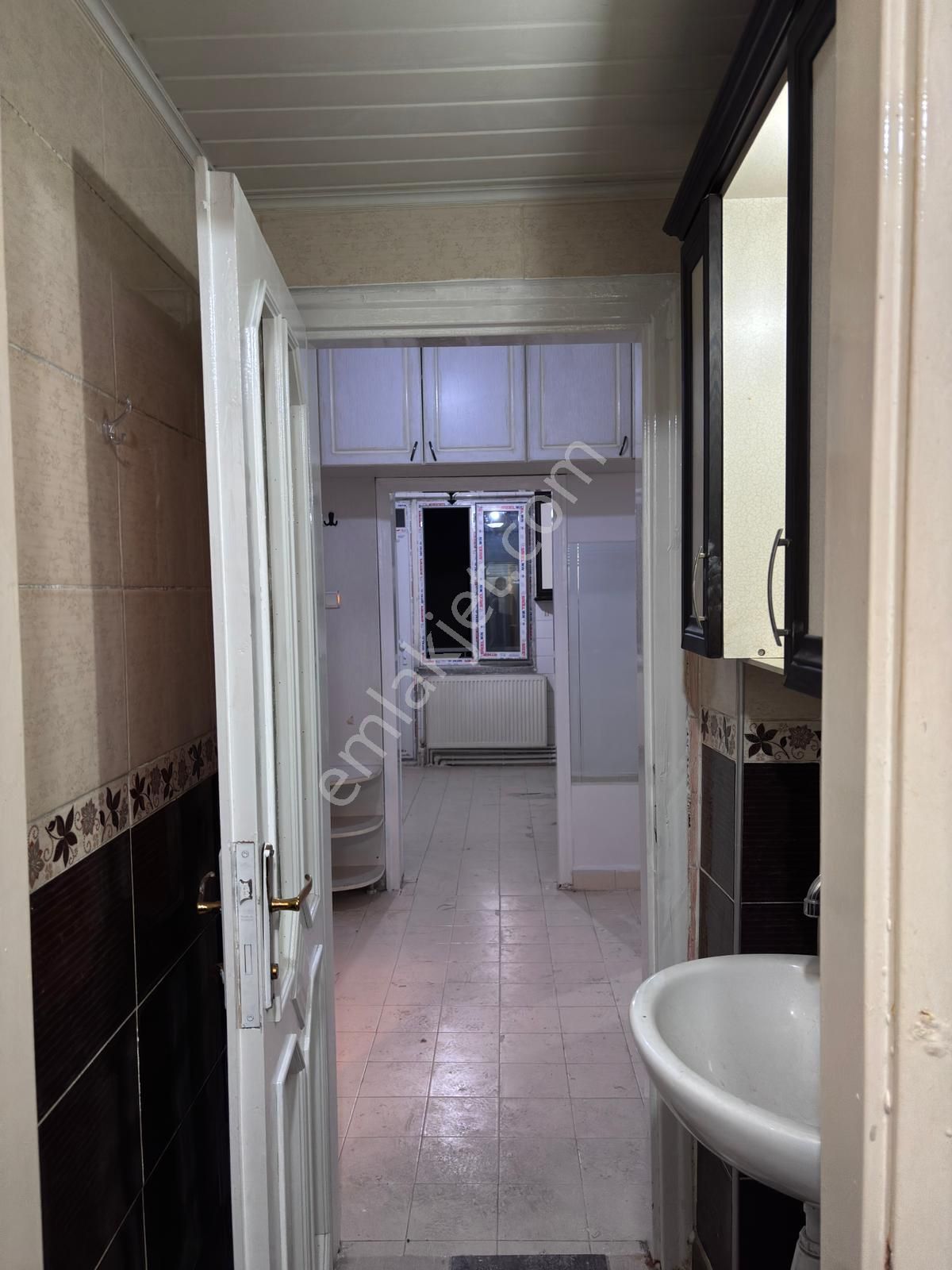 Atakent Sitesi’nde Ferah Ve Kullanışlı 2+1 Daire - Görsel 22