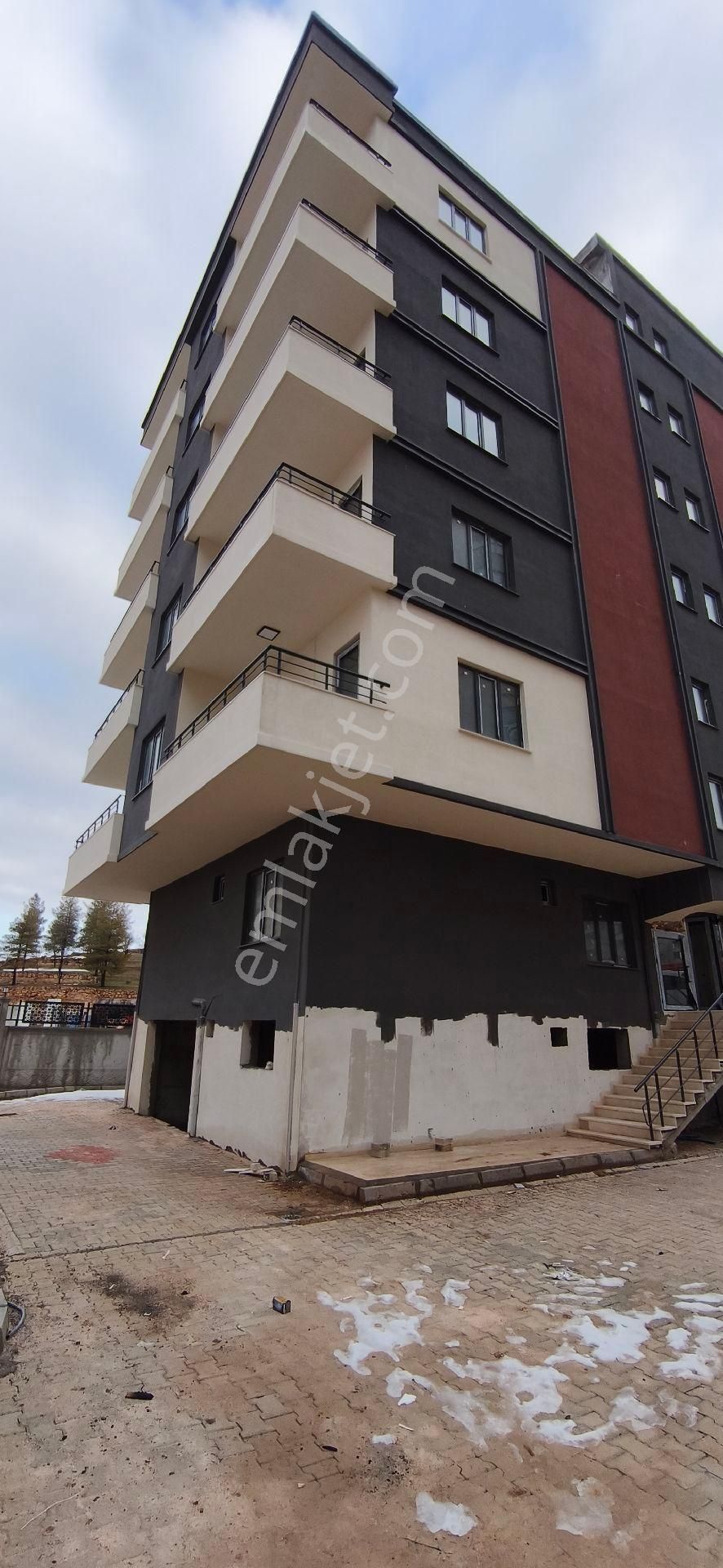 Kılıç Group Tan Satılık Bağlar Mah Mardin Yolu Üzerinde Armada Rezidans Ta Satılık 2+1 Yüksek Giriş