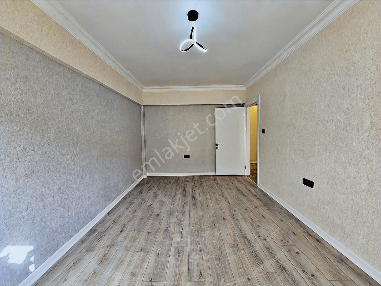 Elvan'da Kürşat Cad. Yanı Katta 3+1 Ultra Lüks Yapılı Daire - Görsel 11