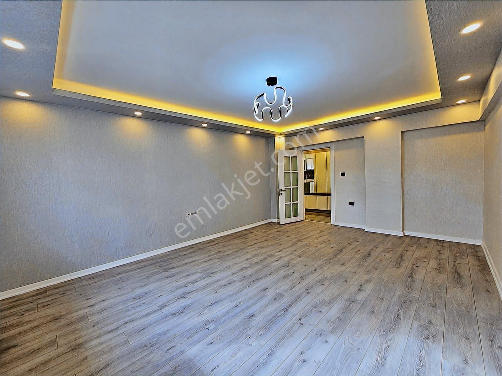 Elvan'da Kürşat Cad. Yanı Katta 3+1 Ultra Lüks Yapılı Daire - Görsel 15