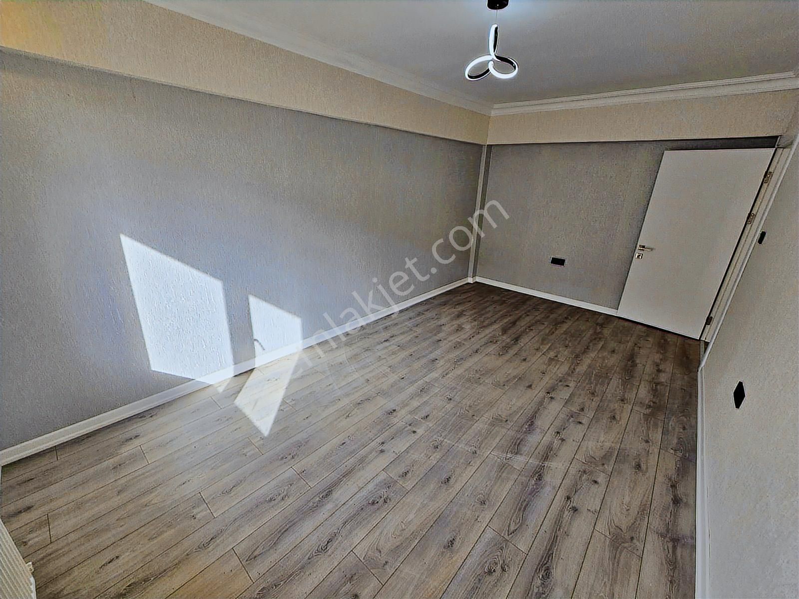 Elvan'da Kürşat Cad. Yanı Katta 3+1 Ultra Lüks Yapılı Daire - Görsel 19