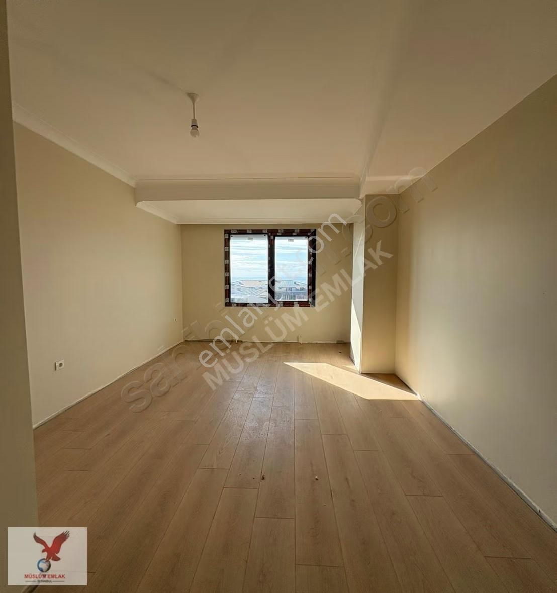 Avcılar Site İçerisinde Merkezde 5+2 Sıfır Deniz Manzaralı Daire - Görsel 3