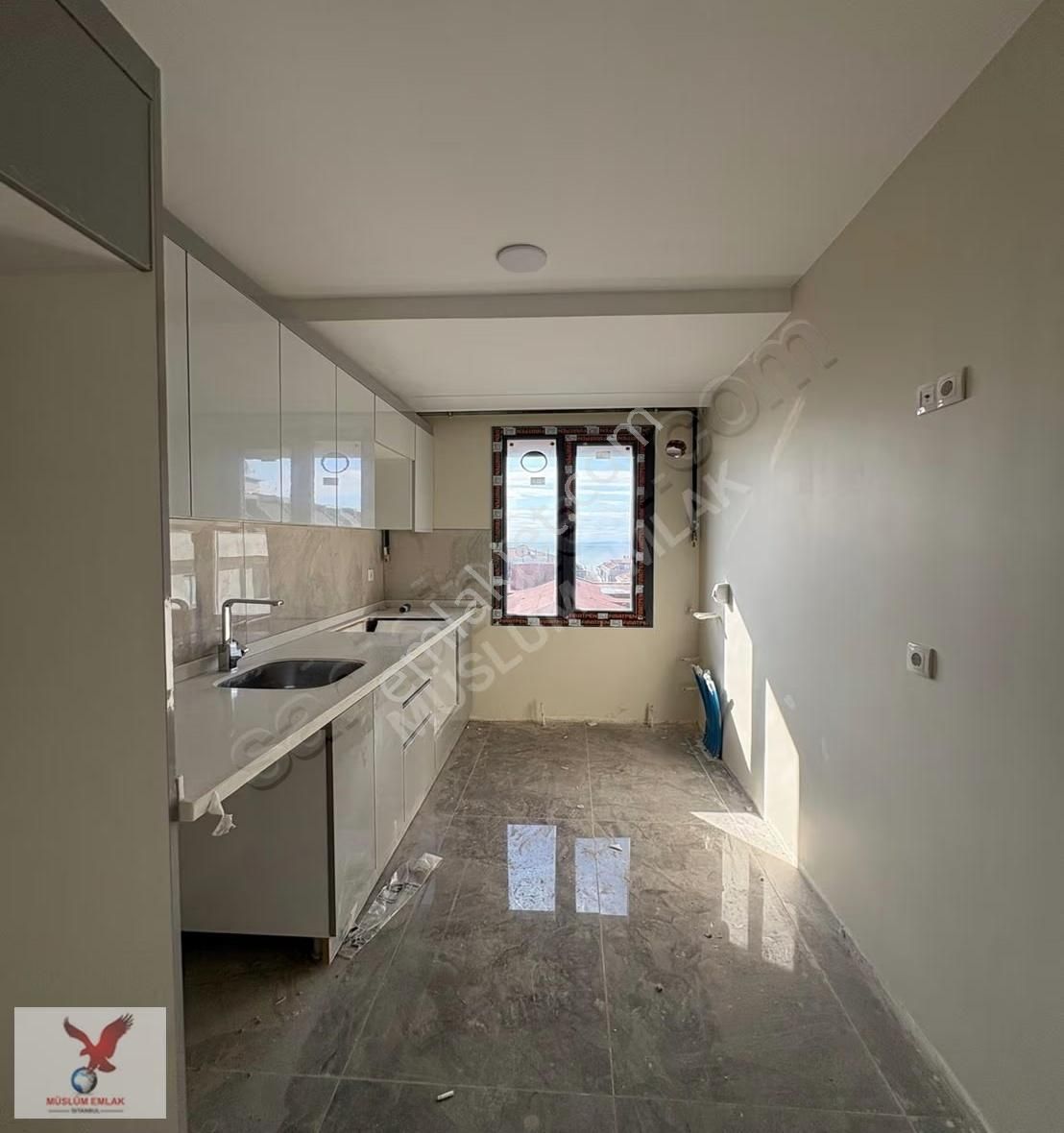 Avcılar Site İçerisinde Merkezde 5+2 Sıfır Deniz Manzaralı Daire - Görsel 20