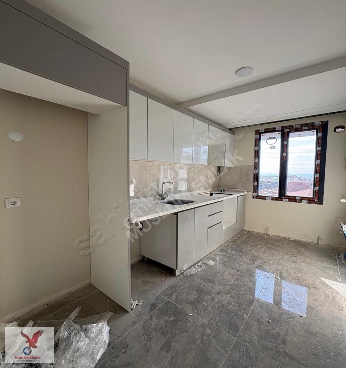 Avcılar Site İçerisinde Merkezde 5+2 Sıfır Deniz Manzaralı Daire - Görsel 15