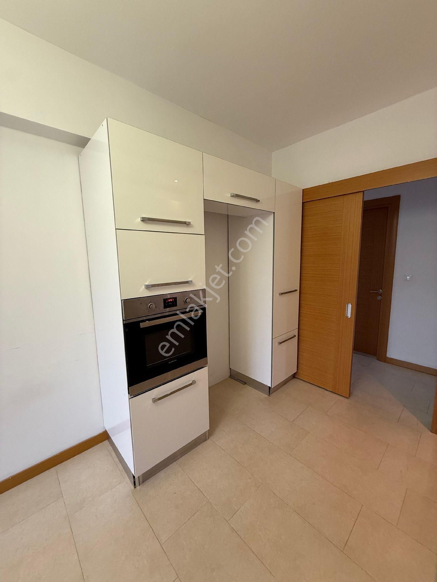 Acil İhtiyactan Satilik 3+1 170 M2 - Görsel 2