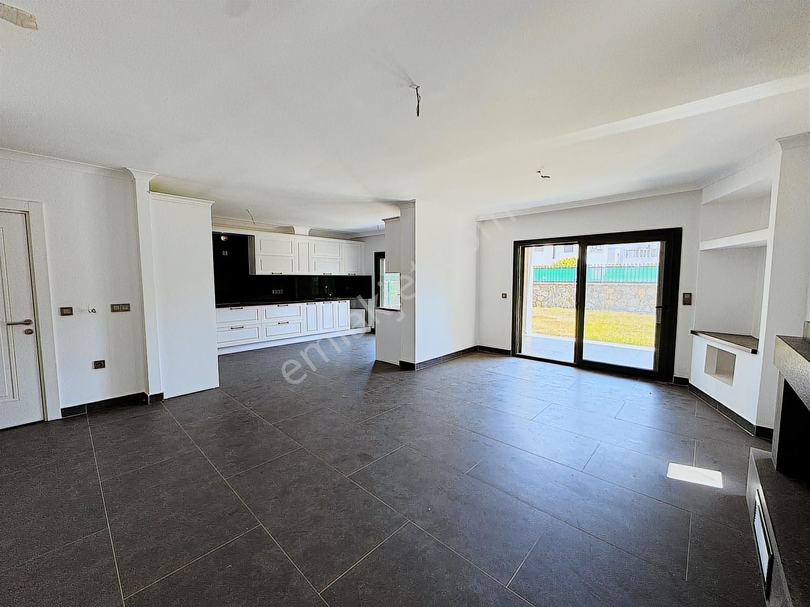 Turgutreis Merkez'de Satılık Tam Müstakil 4+1 Villa - Görsel 10