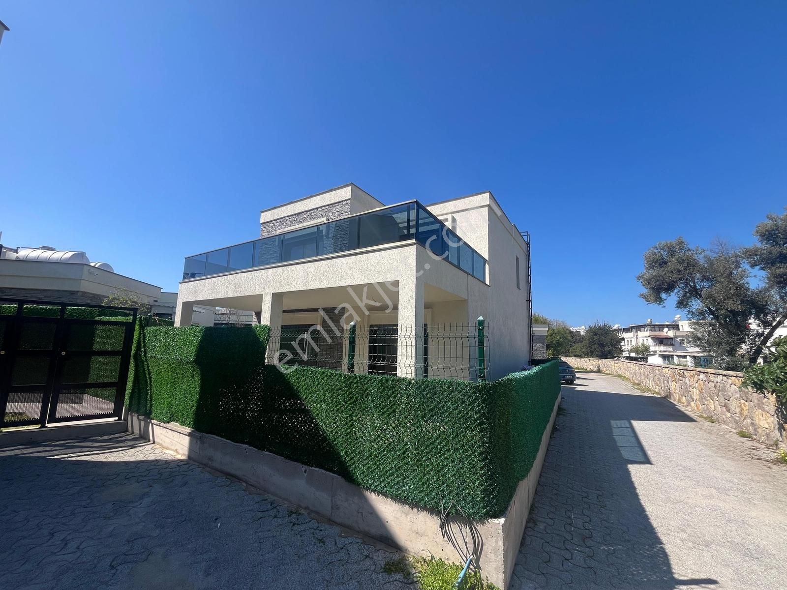 Turgutreis Merkez'de Satılık Tam Müstakil 4+1 Villa - Görsel 2