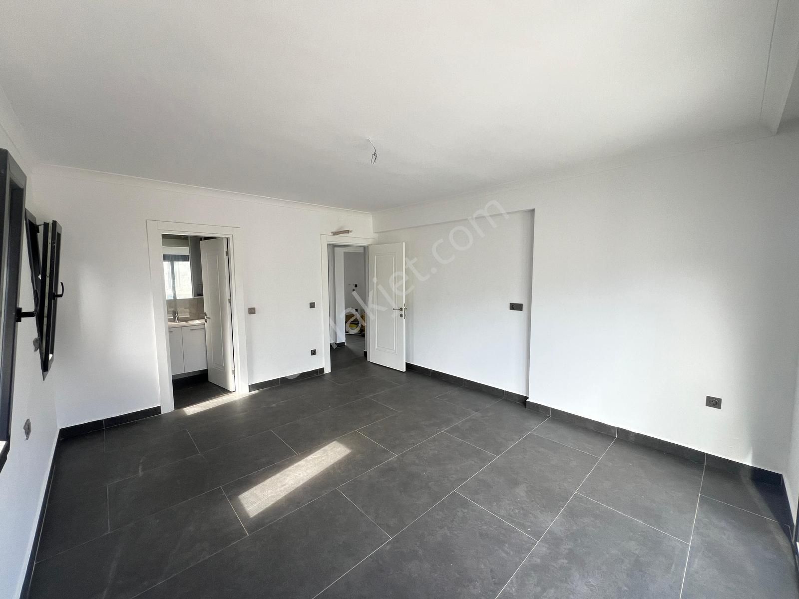 Turgutreis Merkez'de Satılık Tam Müstakil 4+1 Villa - Görsel 24