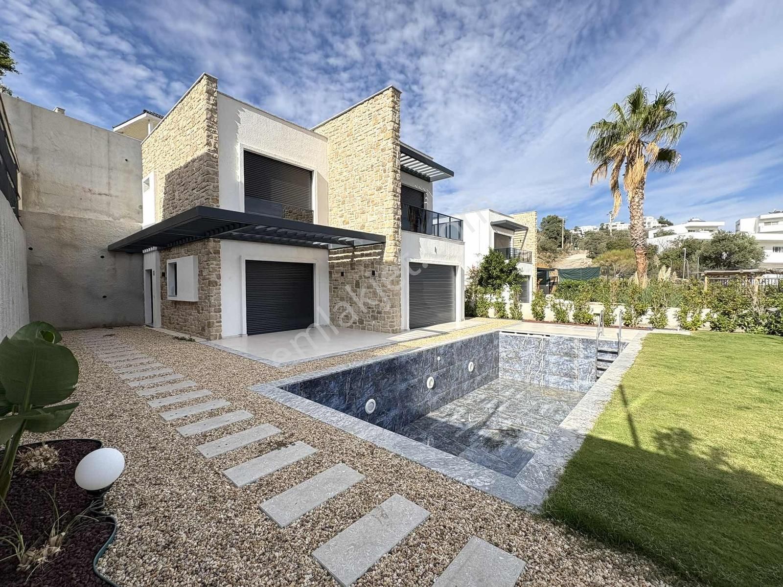 Bodrum Yalıkavak'ta Satılık Özel Havuzlu Tam Müstakil 3+1 Villa - Görsel 2