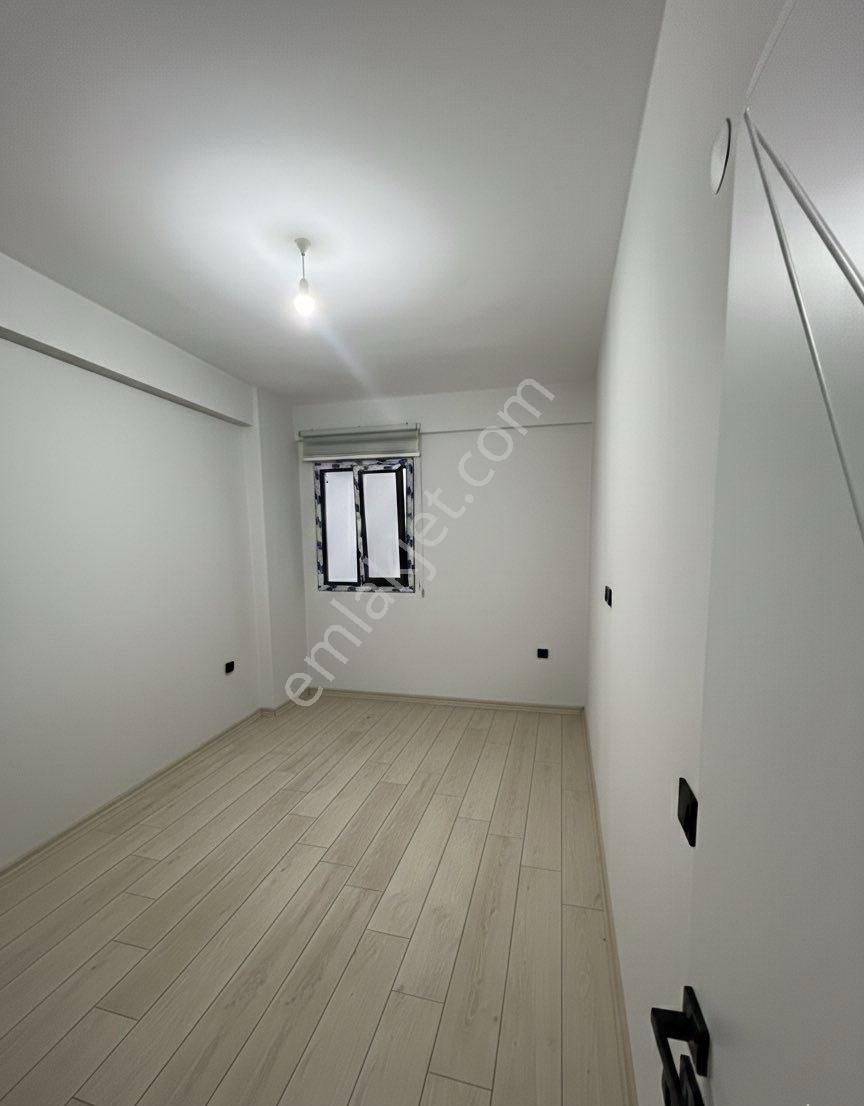 Kuşadası Güzelçamlı Da 2+1 Balkonlu Ara Kat Daire - Görsel 3