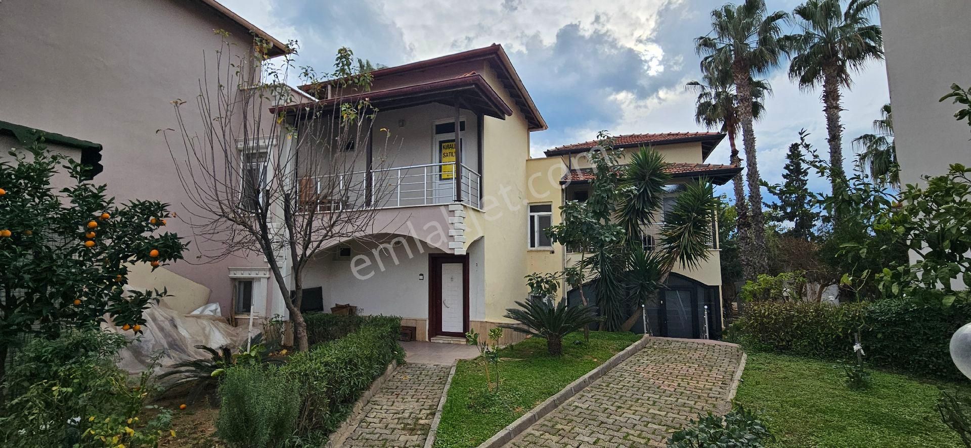 Alanya Türkler Mah. Deniz Manzaralı Satılık Site İçinde Havuzlu 3+1 Villa - Görsel 10