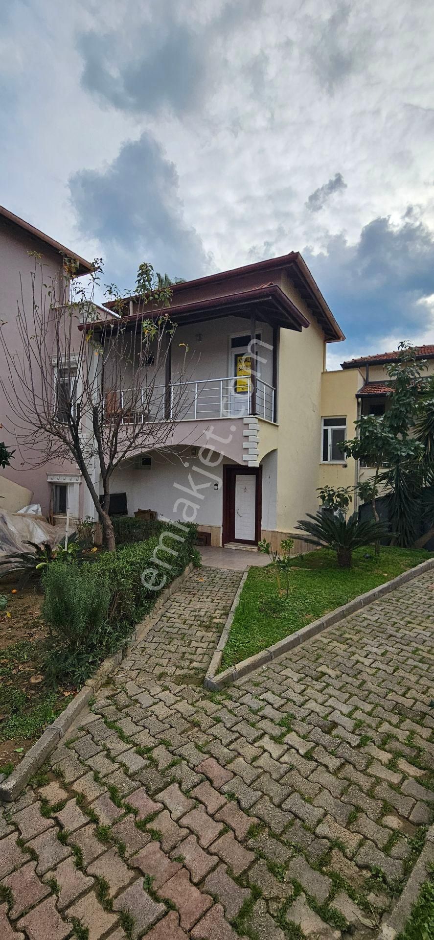 Alanya Türkler Mah. Deniz Manzaralı Satılık Site İçinde Havuzlu 3+1 Villa - Görsel 9
